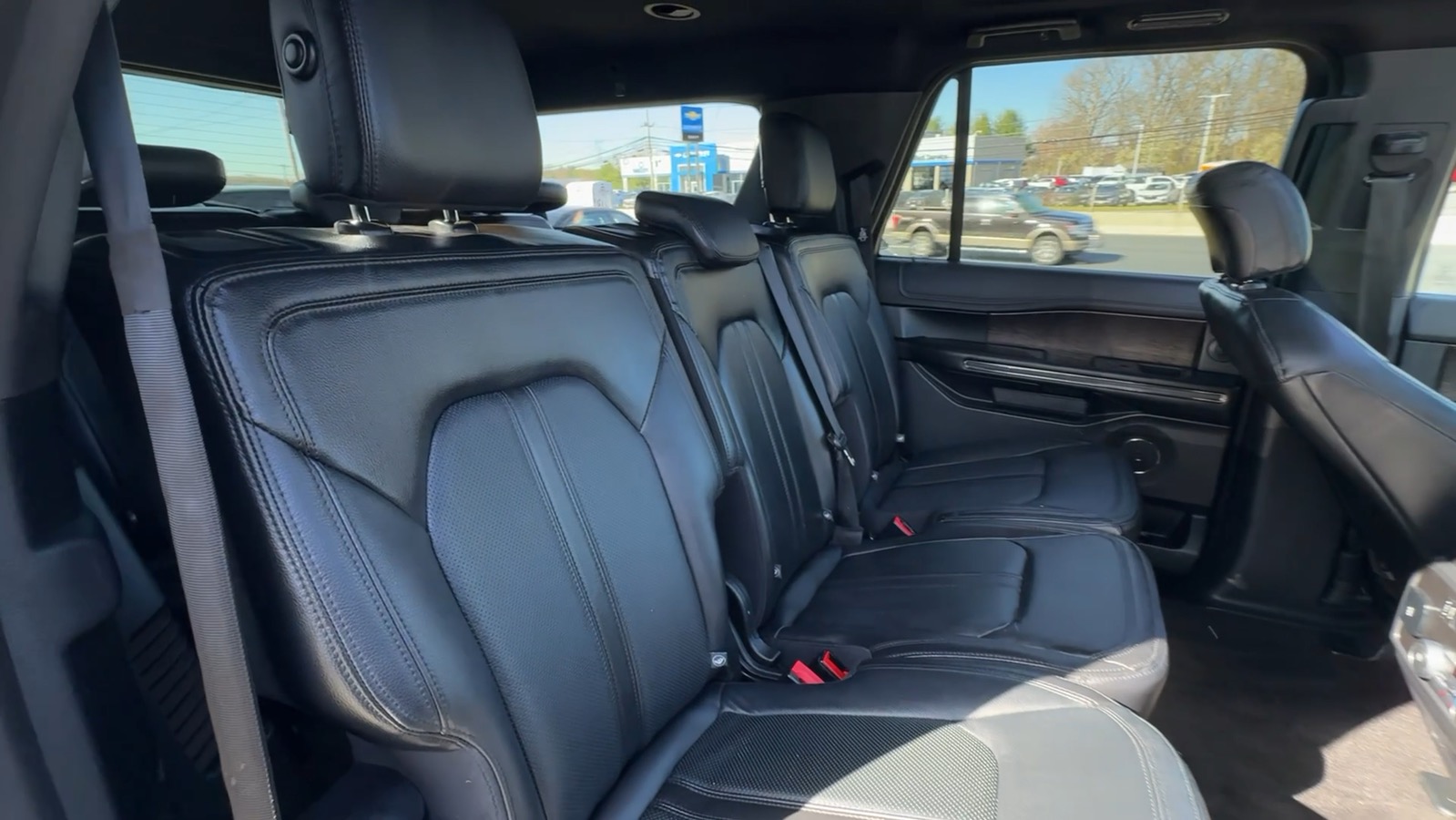 2020 Ford Expedition MAX Limited Sport Utility 4D 47