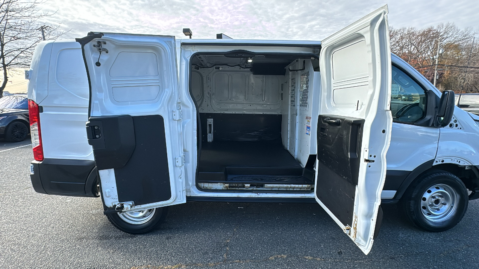 2019 Ford Transit 250 Van Low Roof w/60/40 Side Door w/RWB Van 3D 24