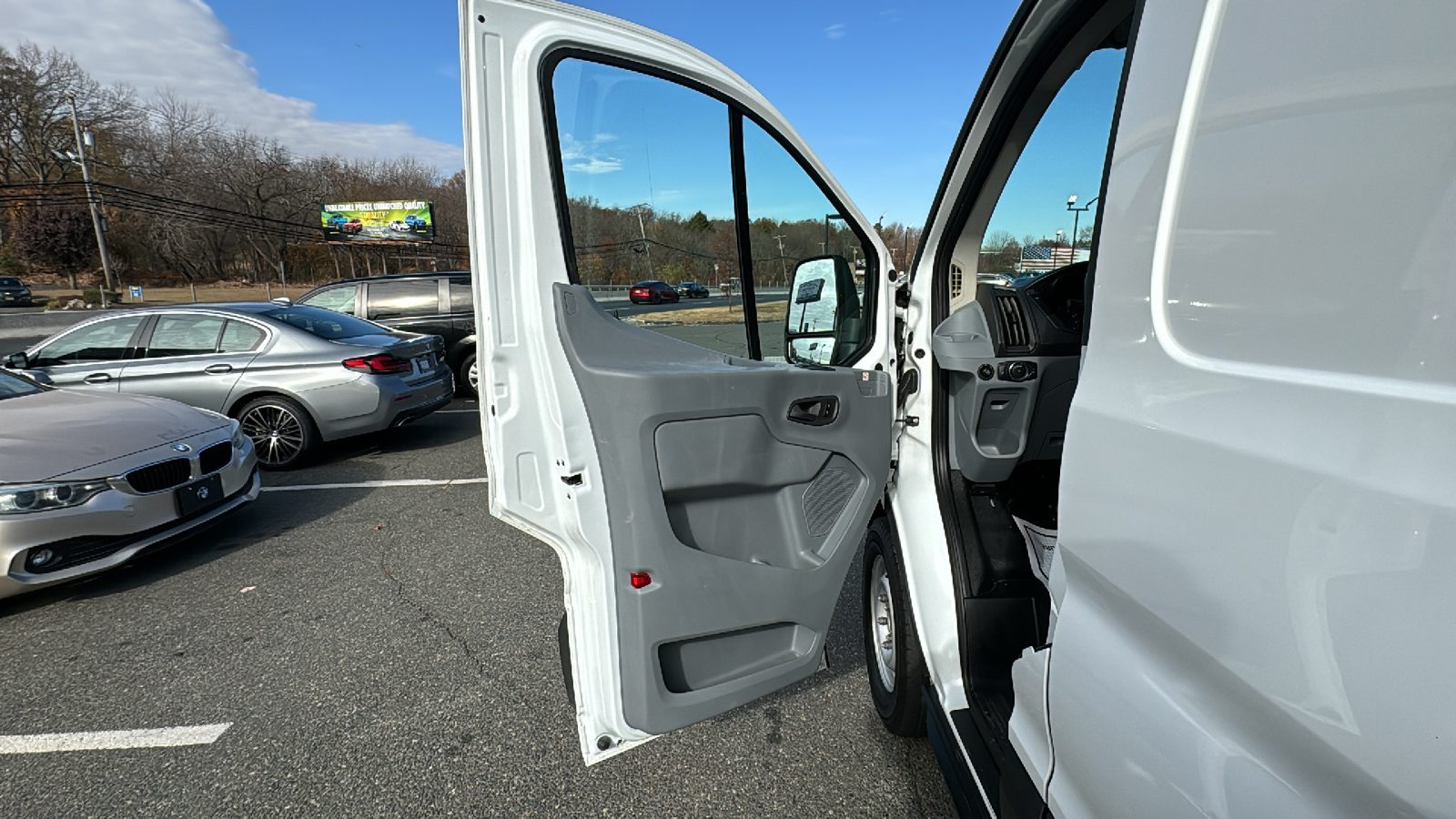 2019 Ford Transit 250 Van Low Roof w/60/40 Side Door w/RWB Van 3D 30