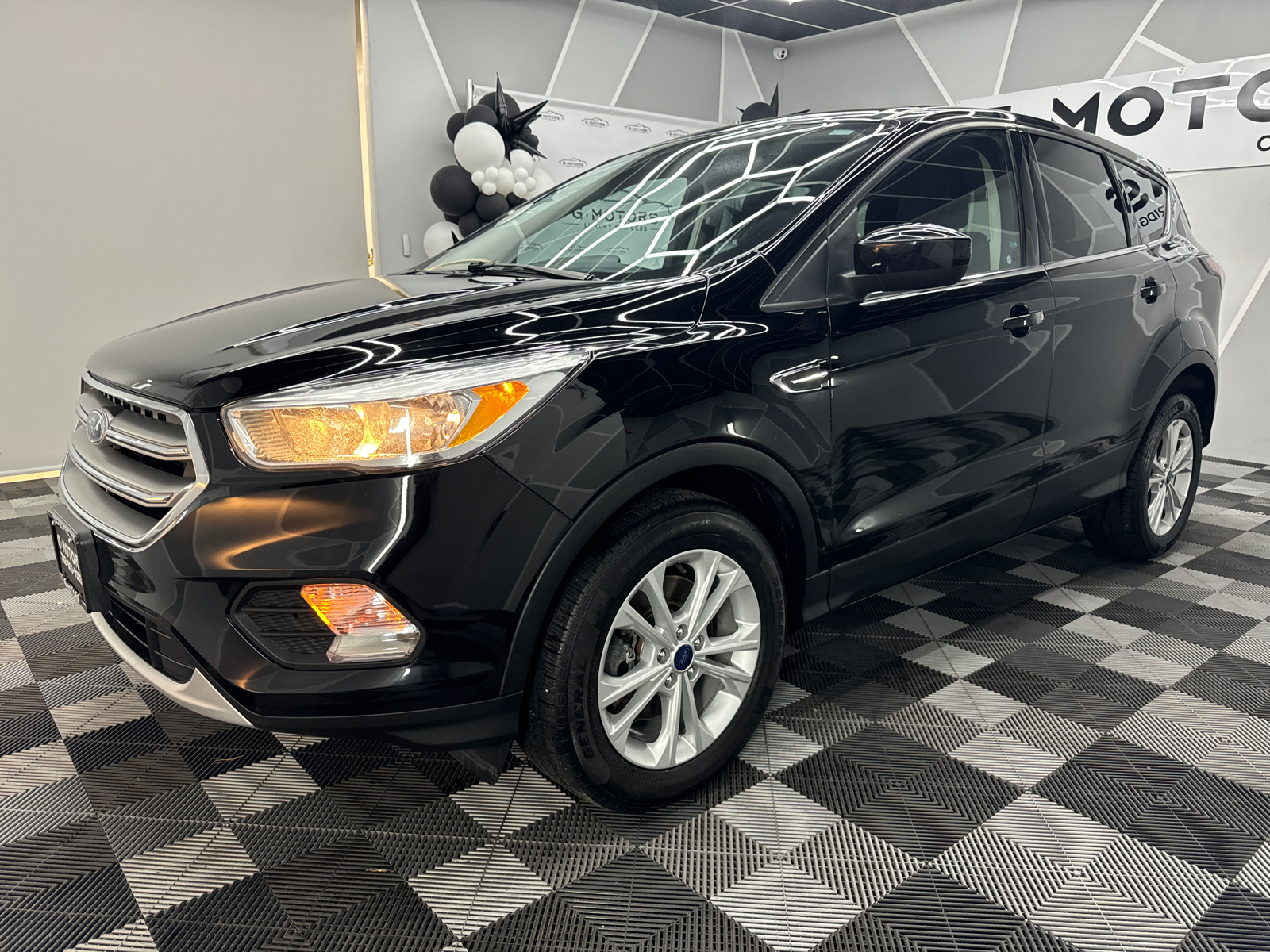 2017 Ford Escape SE Sport Utility 4D 2