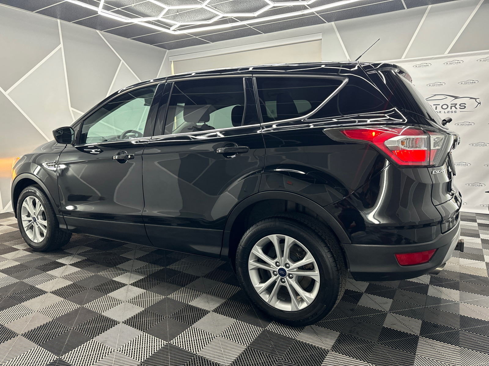 2017 Ford Escape SE Sport Utility 4D 4