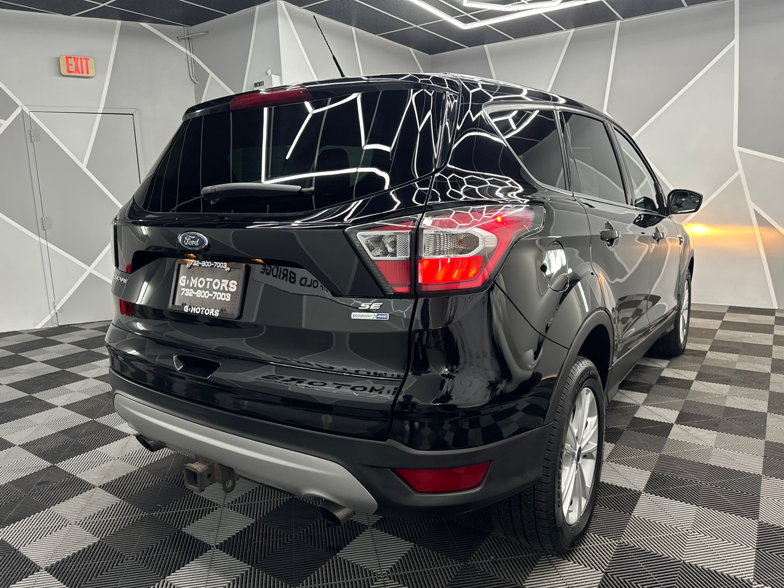 2017 Ford Escape SE Sport Utility 4D 9