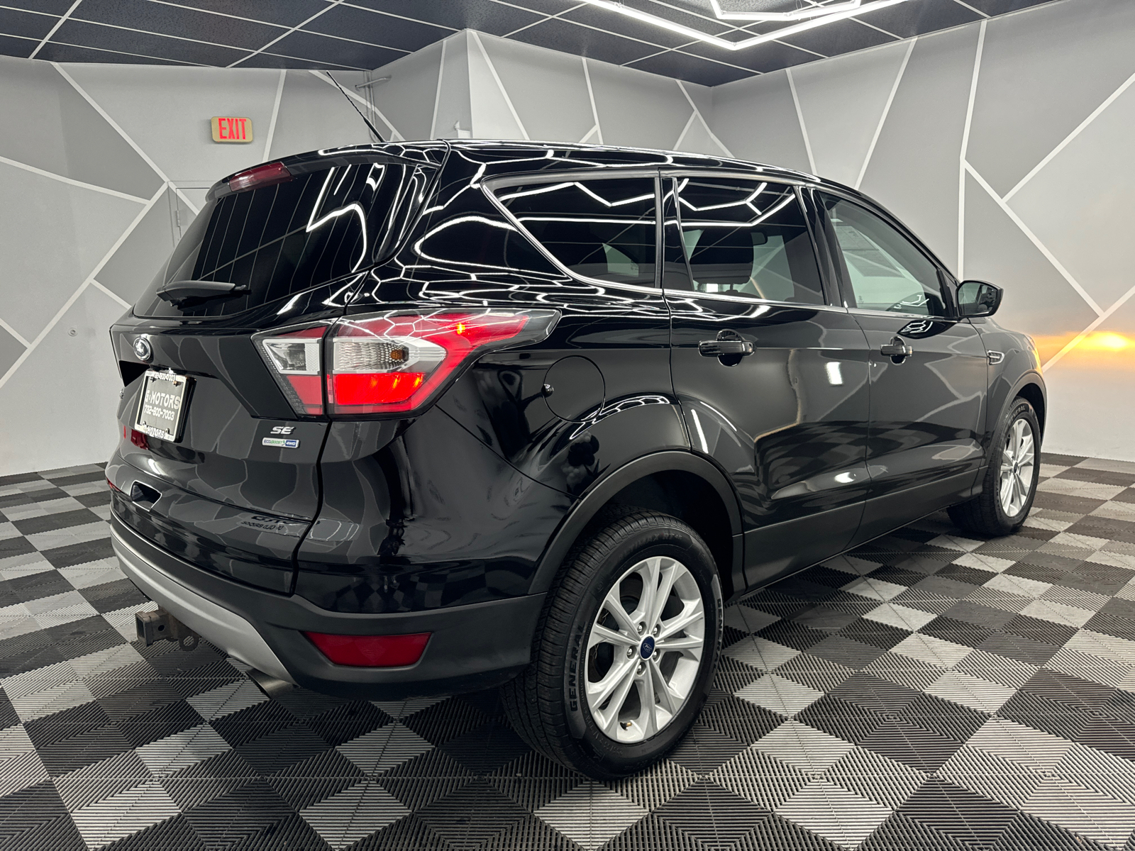 2017 Ford Escape SE Sport Utility 4D 10