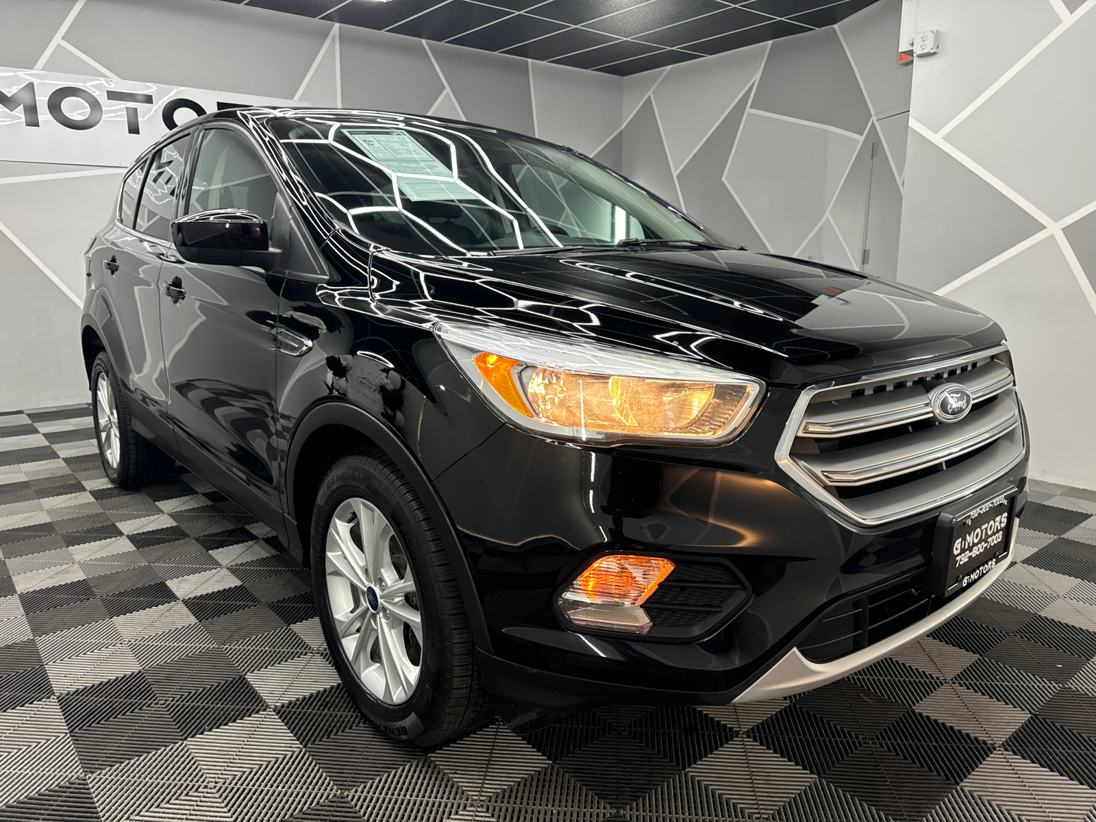 2017 Ford Escape SE Sport Utility 4D 13