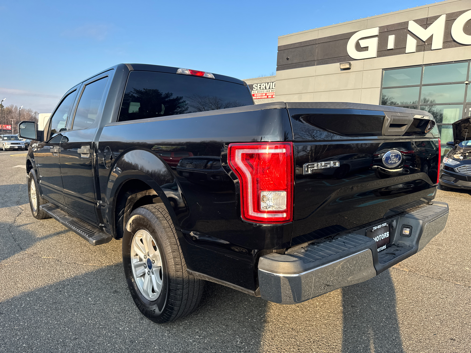 2017 Ford F150 SuperCrew Cab XLT Pickup 4D 5 1/2 ft 5