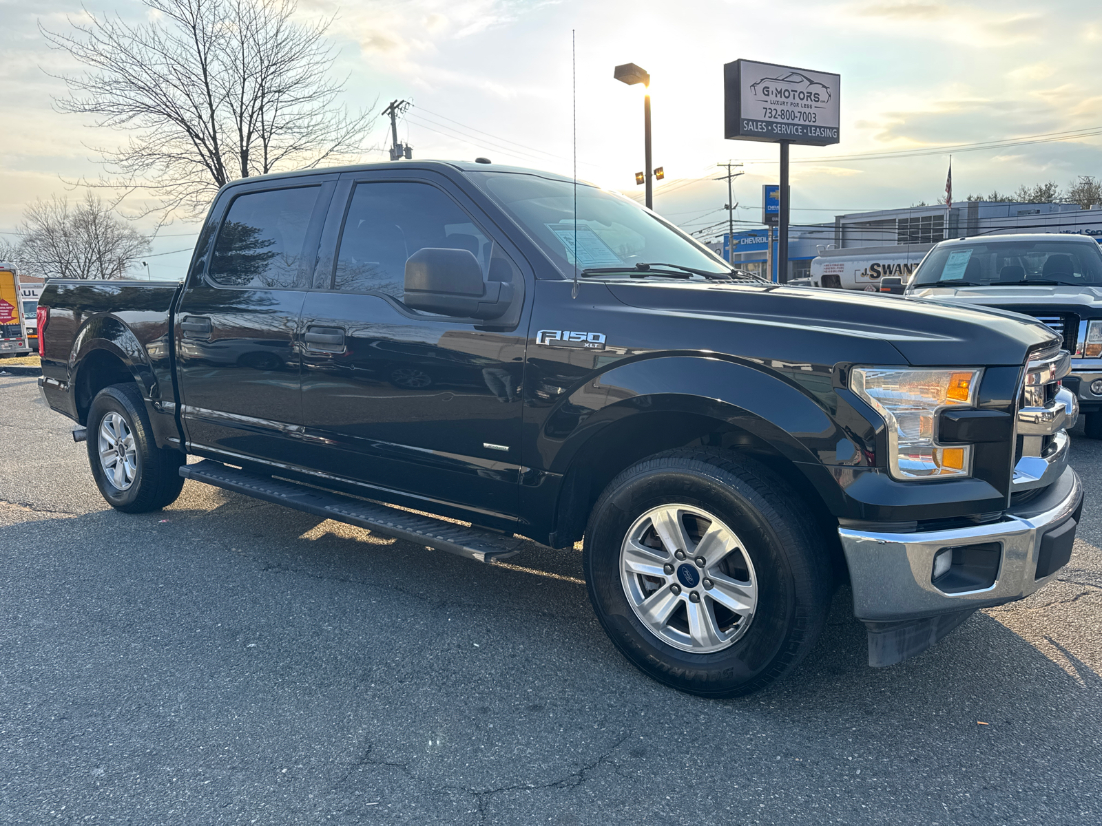 2017 Ford F150 SuperCrew Cab XLT Pickup 4D 5 1/2 ft 12