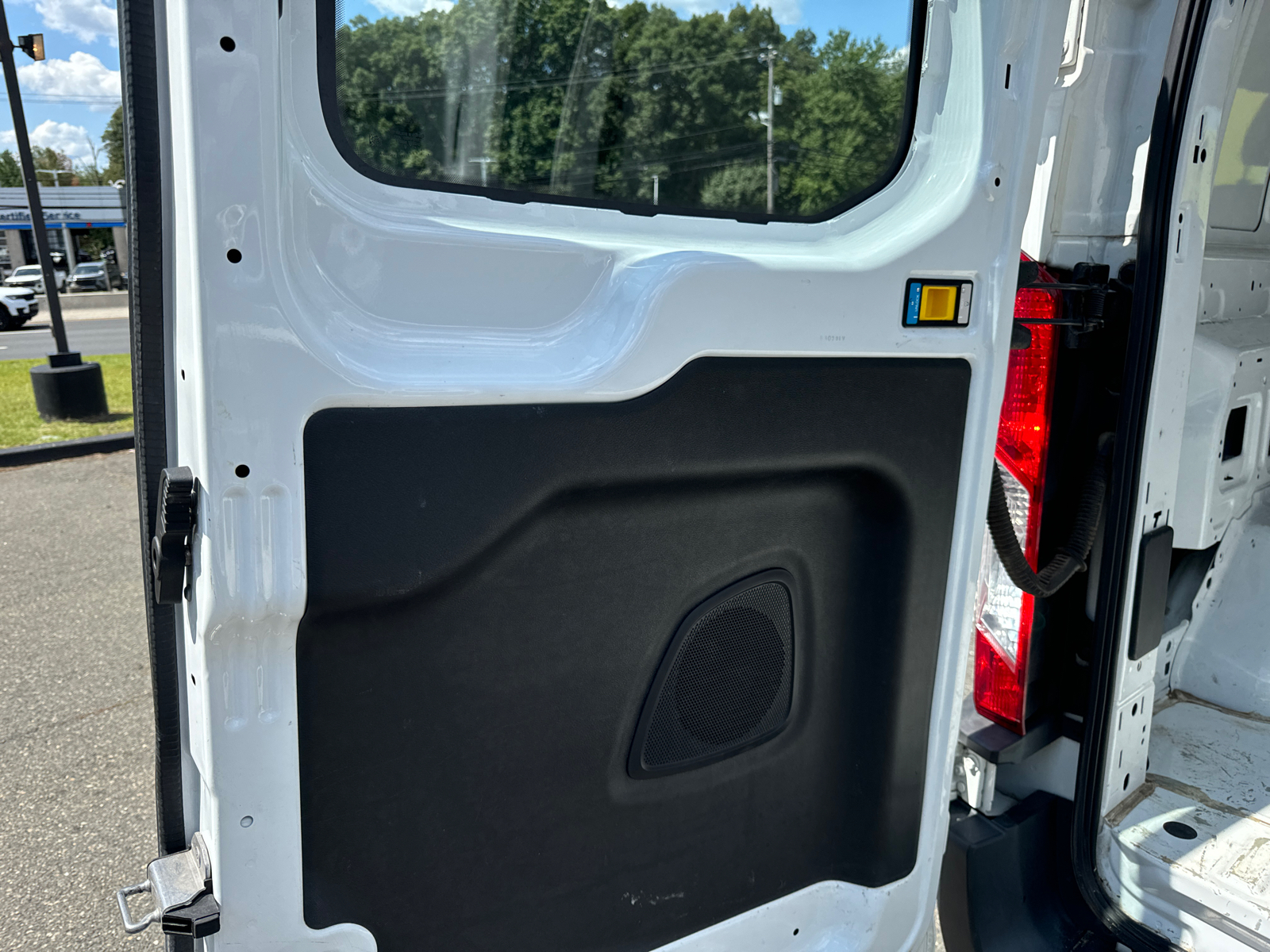 2016 Ford Transit 150 Van Low Roof w/60/40 Side Door w/RWB Van 3D 23