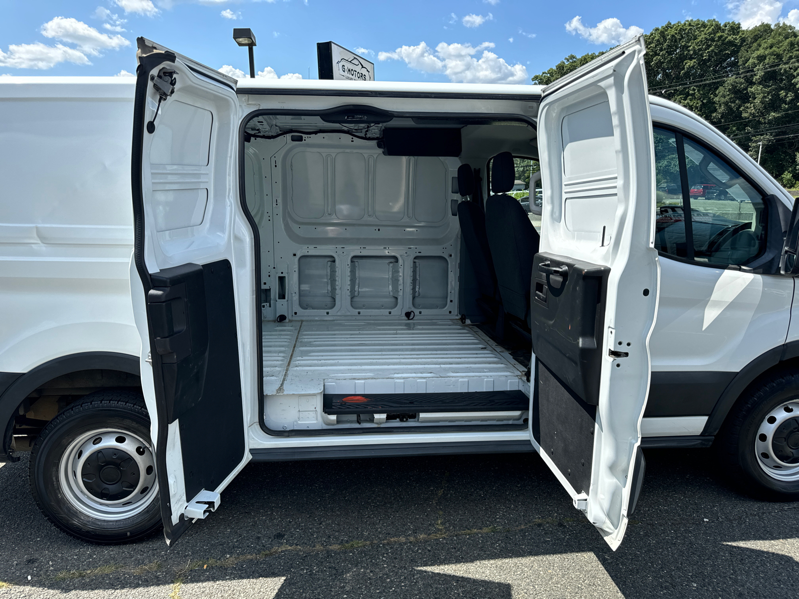 2016 Ford Transit 150 Van Low Roof w/60/40 Side Door w/RWB Van 3D 24