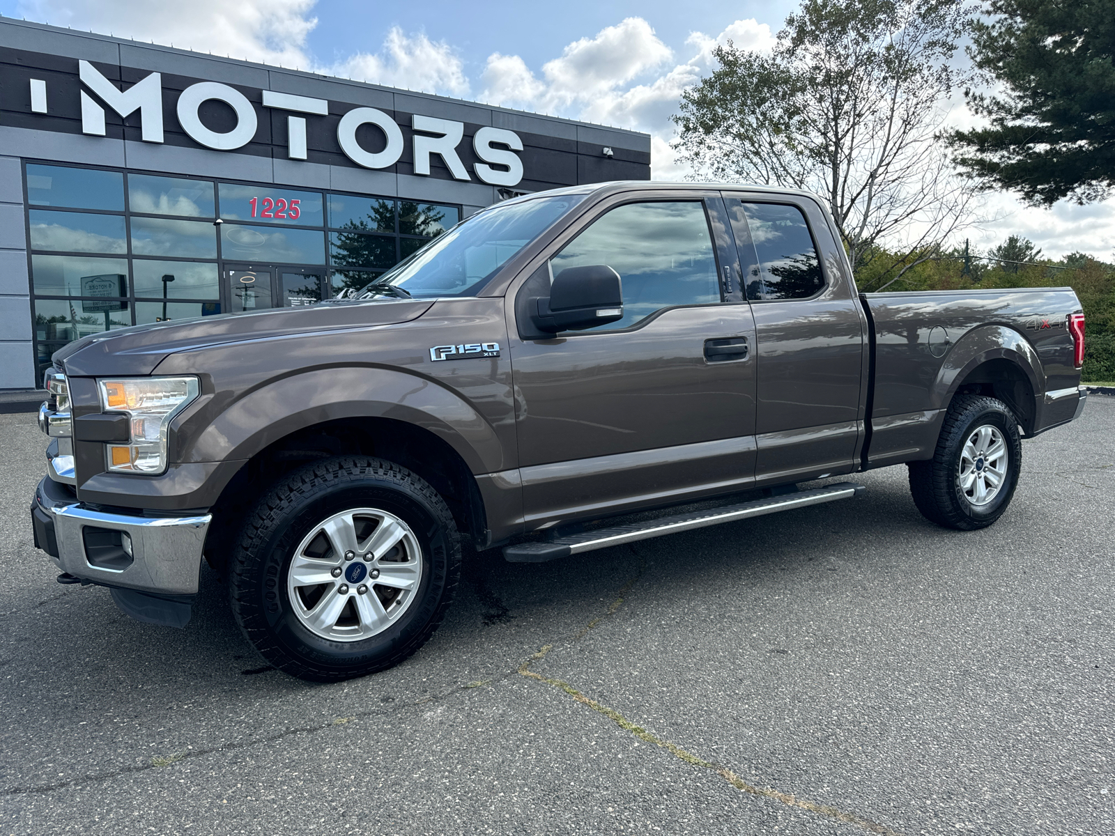 2016 Ford F150 Super Cab XL Pickup 4D 6 1/2 ft 2