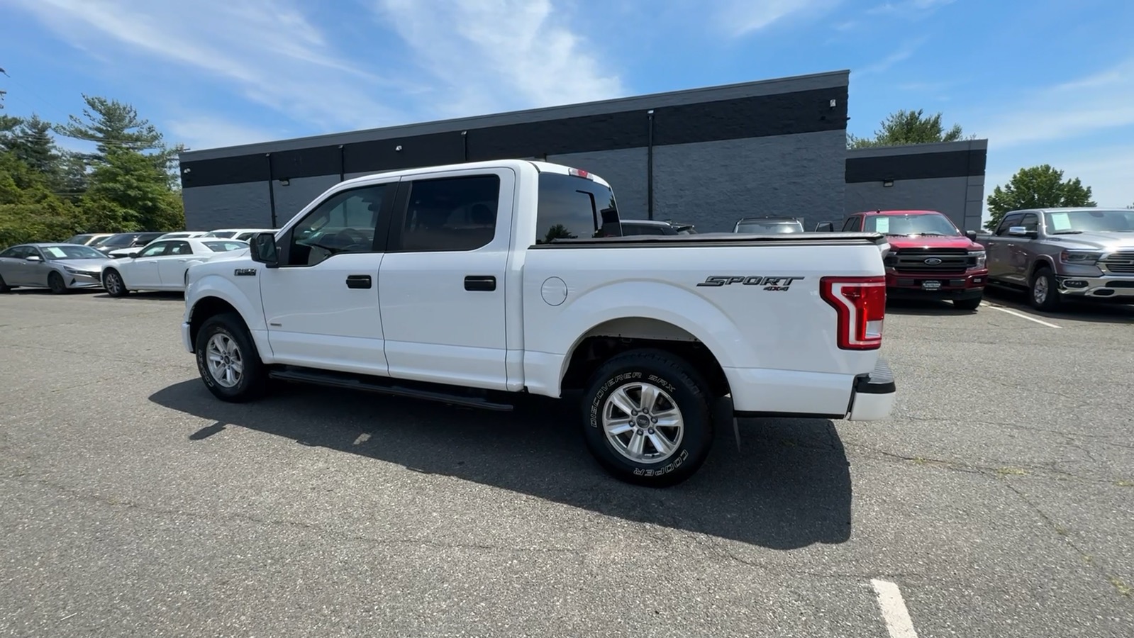 2015 Ford F150 SuperCrew Cab XLT Pickup 4D 5 1/2 ft 7