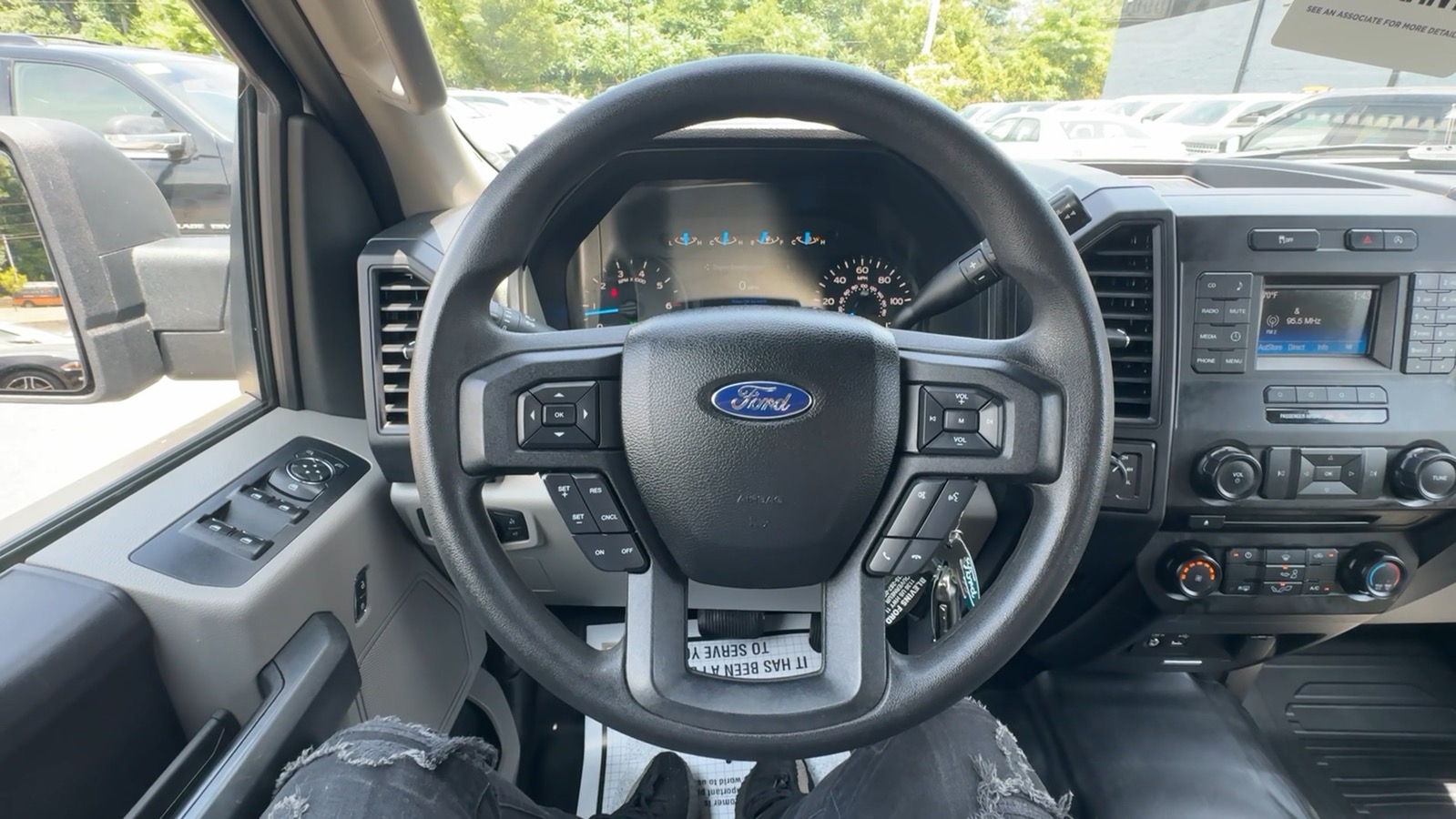 2015 Ford F150 SuperCrew Cab XLT Pickup 4D 5 1/2 ft 43