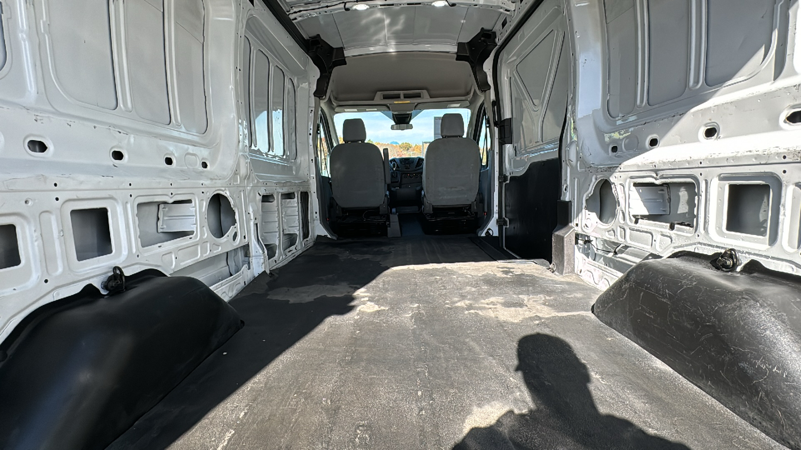 2019 Ford Transit 250 Van Medium Roof w/Sliding Side Door w/LWB Van 3D 24