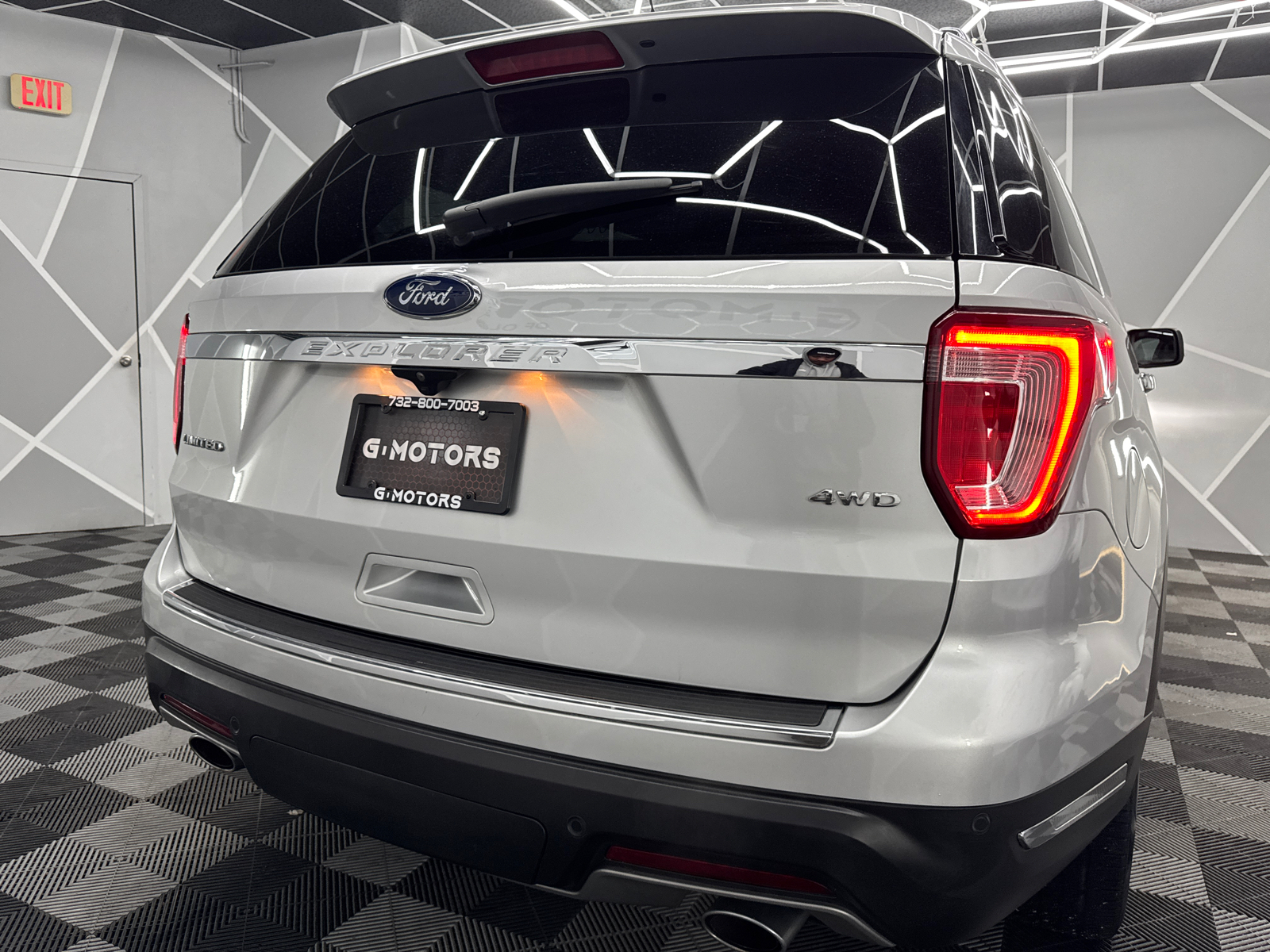 2019 Ford Explorer Limited Sport Utility 4D 8