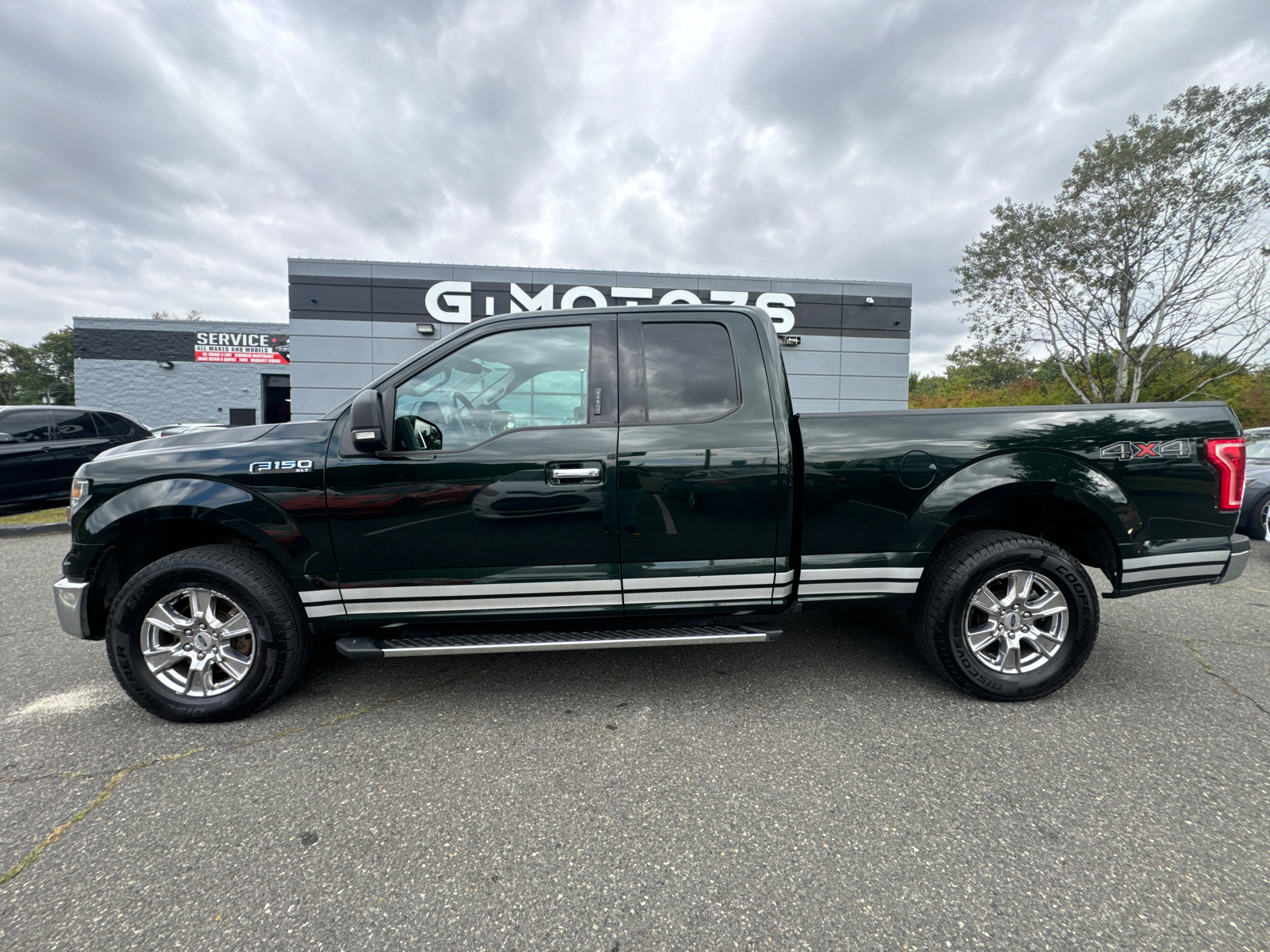 2015 Ford F150 Super Cab XLT Pickup 4D 6 1/2 ft 3