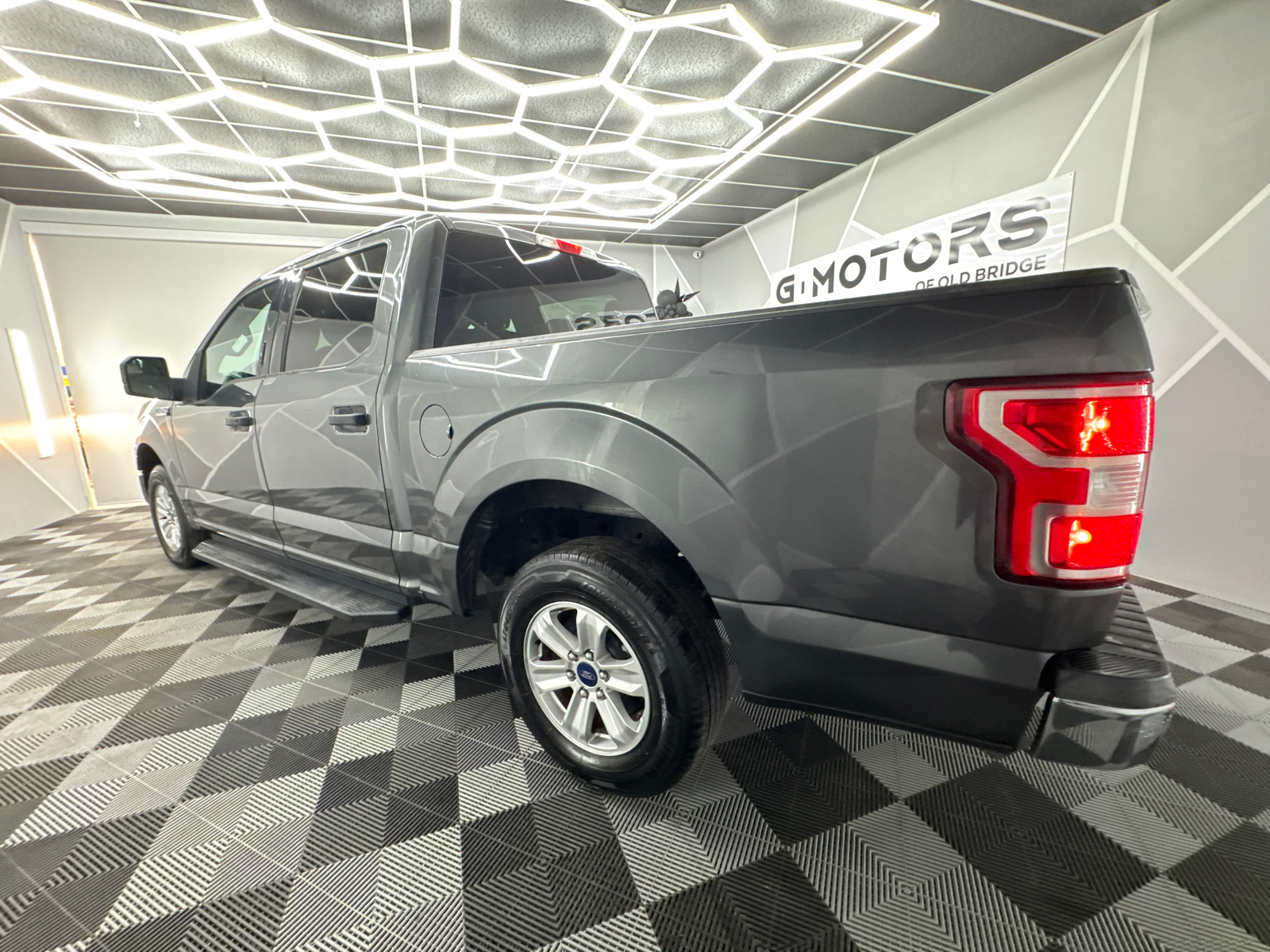 2018 Ford F150 SuperCrew Cab XLT Pickup 4D 5 1/2 ft 4