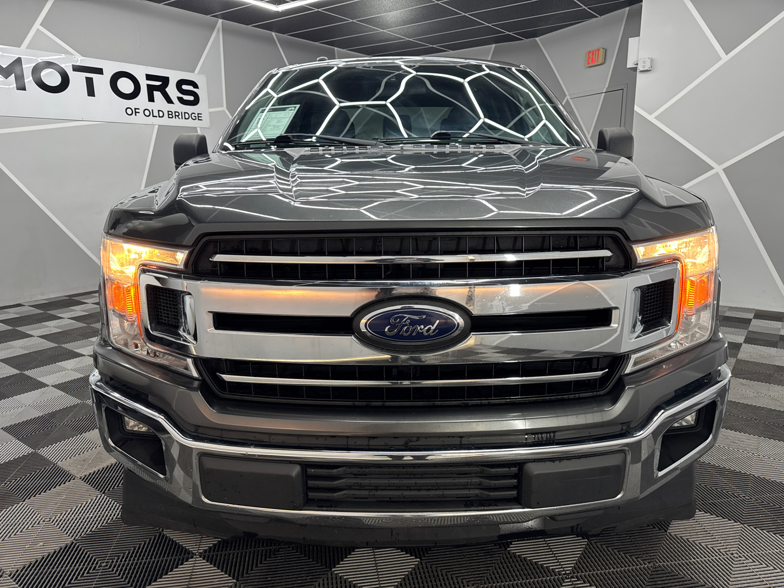 2018 Ford F150 SuperCrew Cab XLT Pickup 4D 5 1/2 ft 15