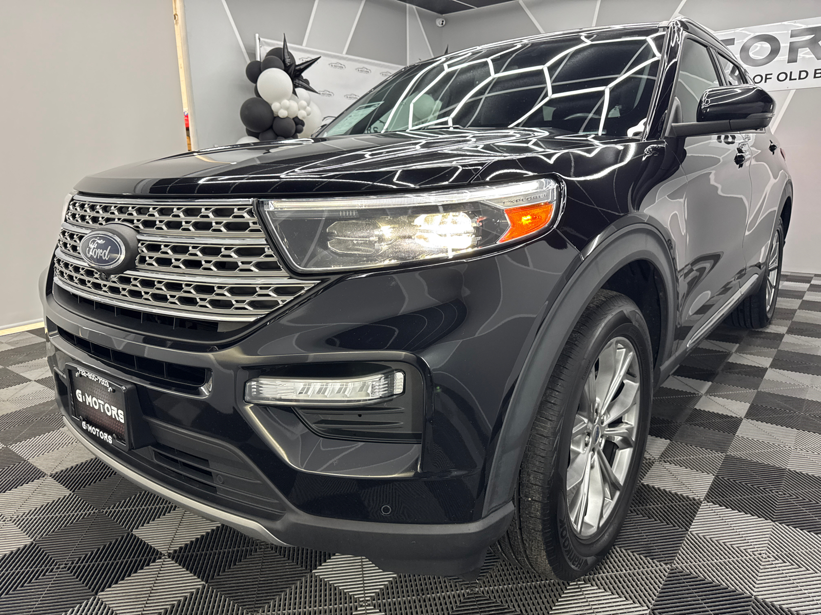 2020 Ford Explorer Limited Sport Utility 4D 1