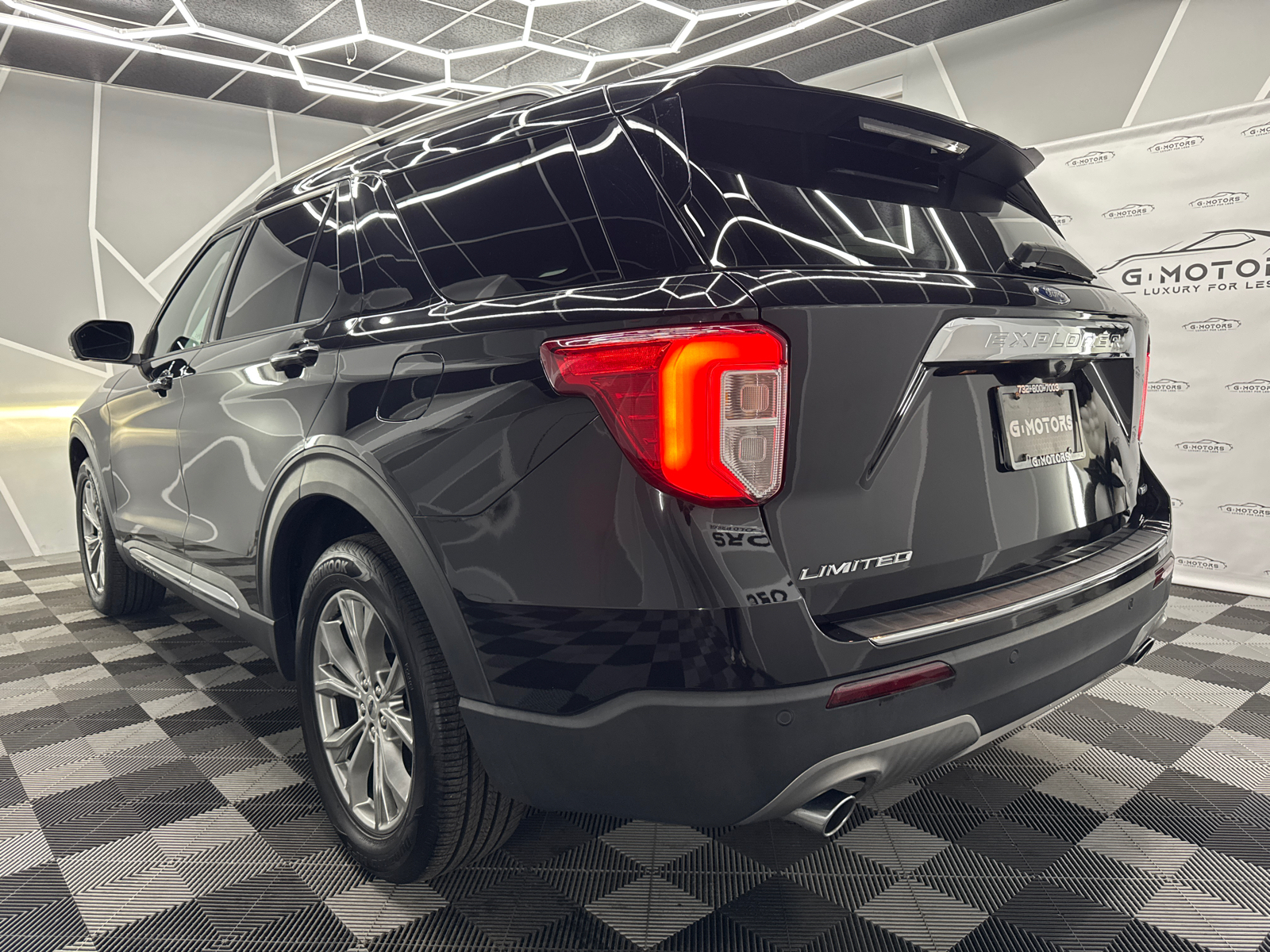 2020 Ford Explorer Limited Sport Utility 4D 5