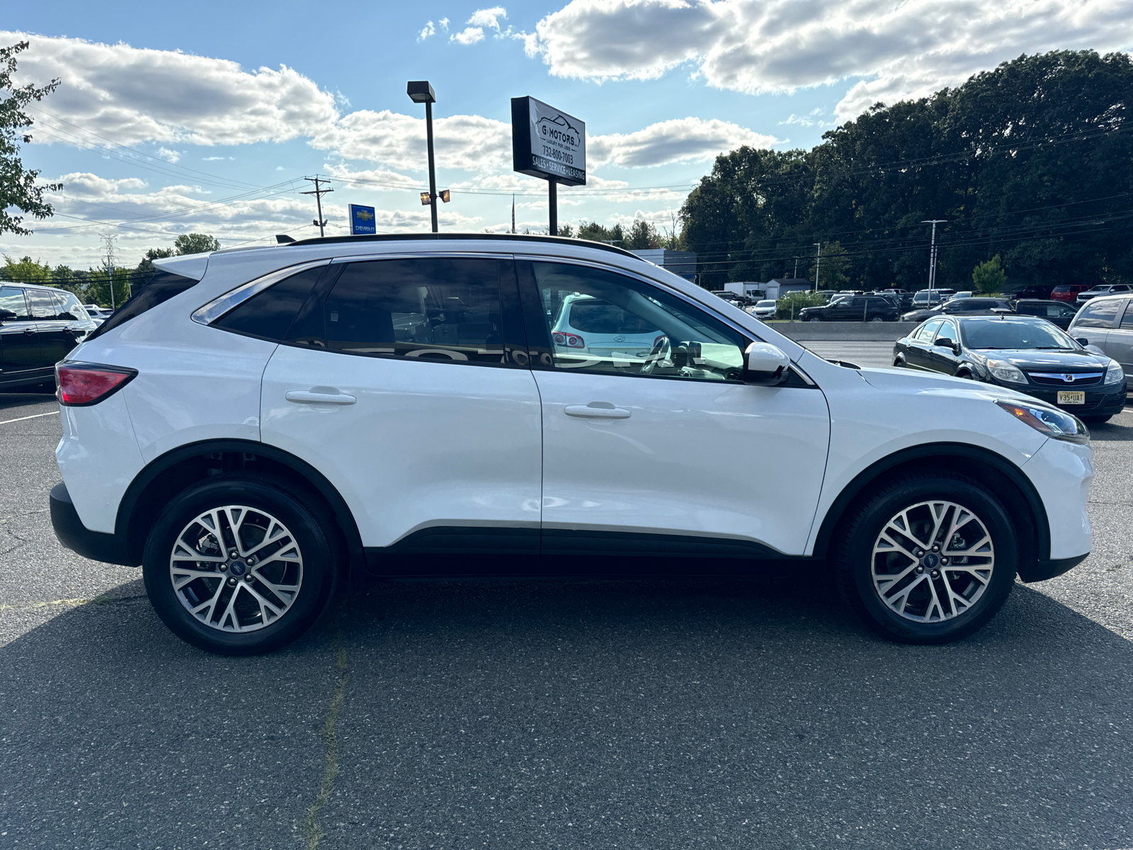 2021 Ford Escape SEL Hybrid Sport Utility 4D 11