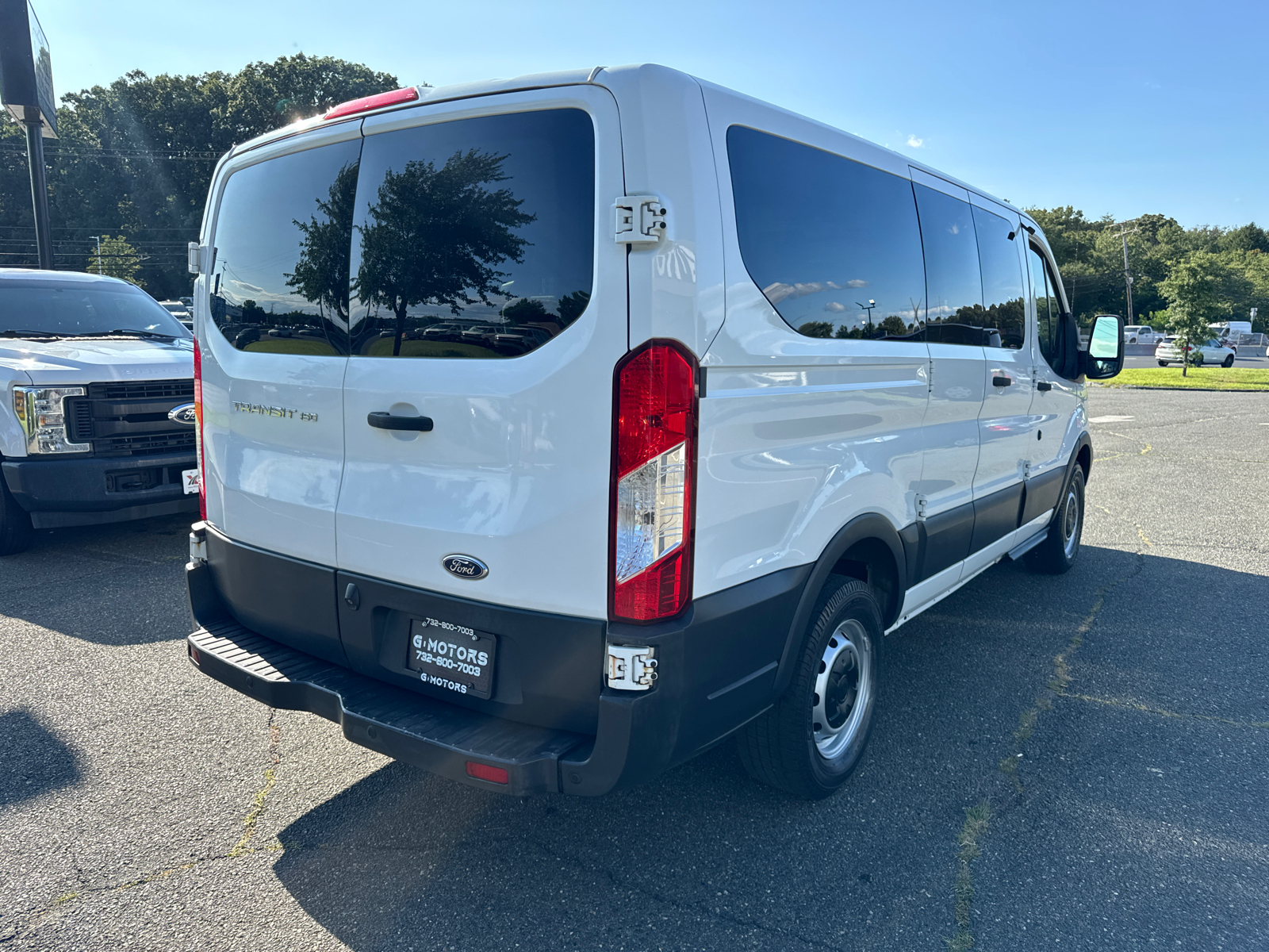 2016 Ford Transit 150 Wagon XLT w/Low Roof w/60/40 Side Door Van 3D 9