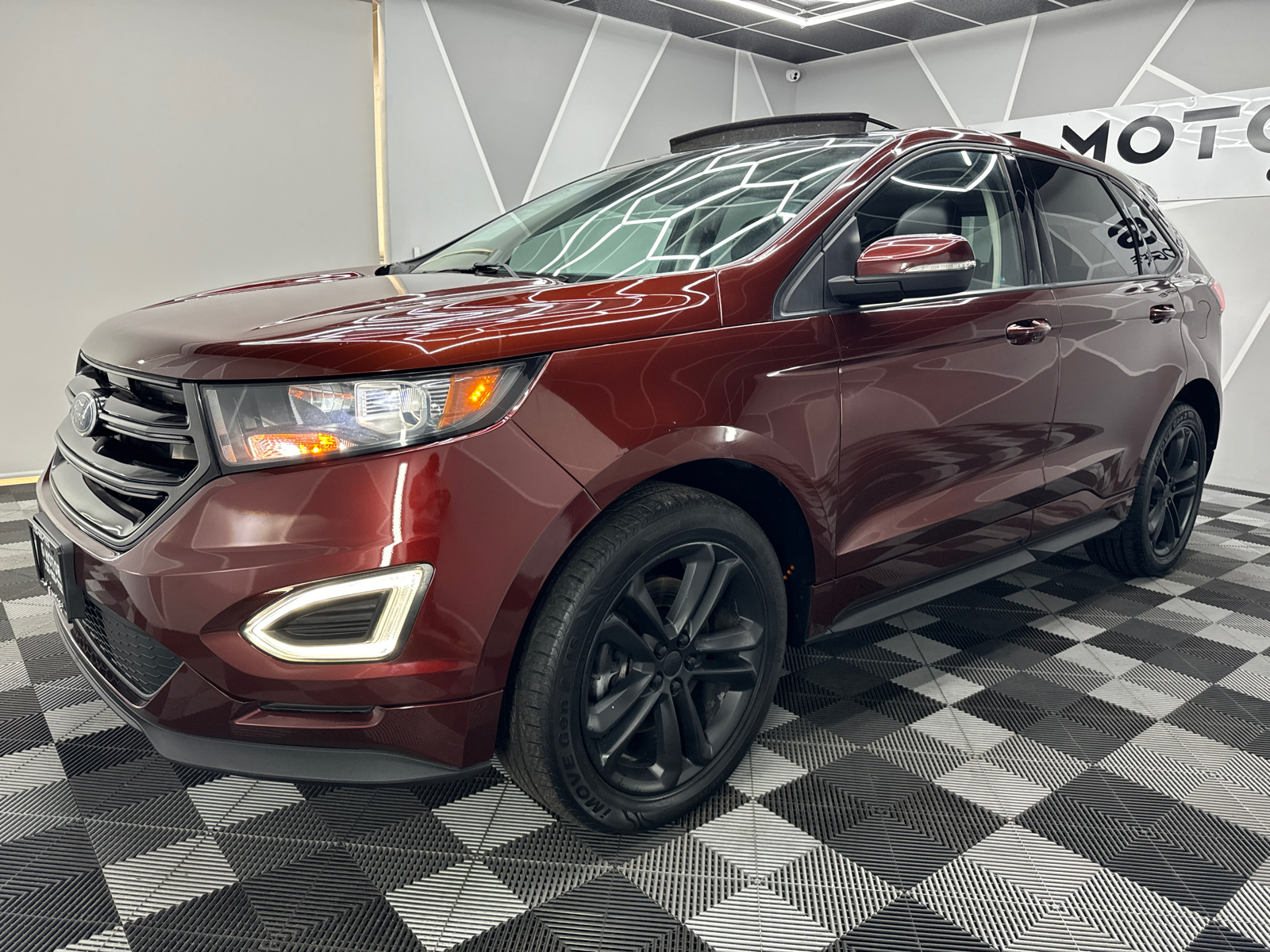 2016 Ford Edge  2