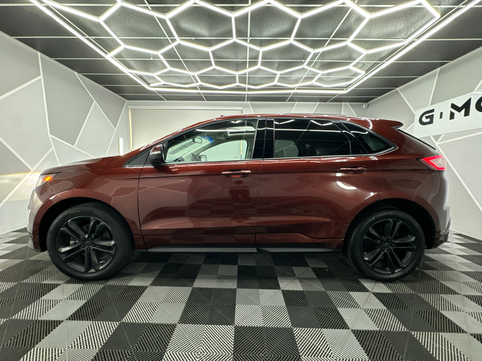 2016 Ford Edge  3