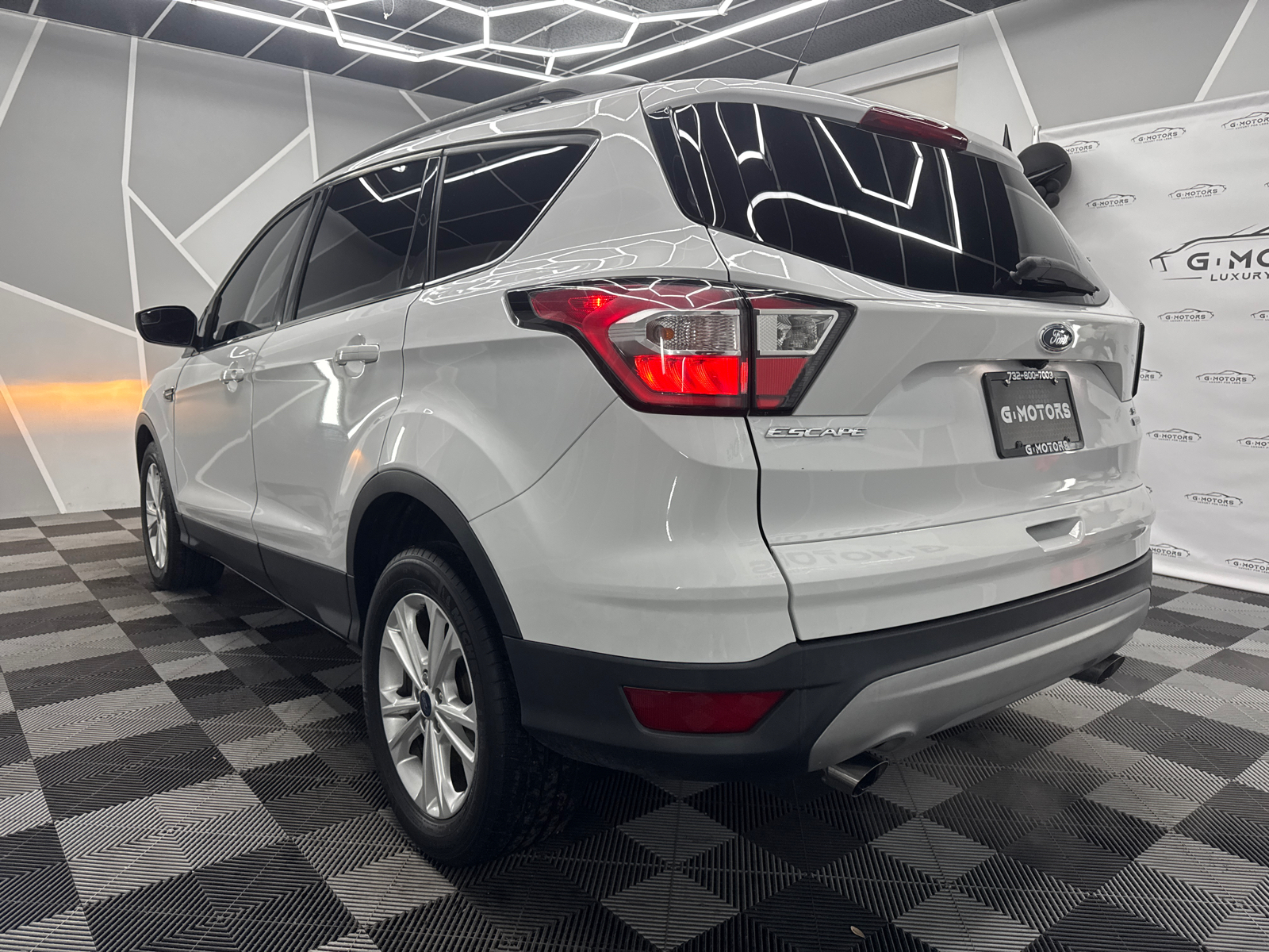 2018 Ford Escape SE Sport Utility 4D 5