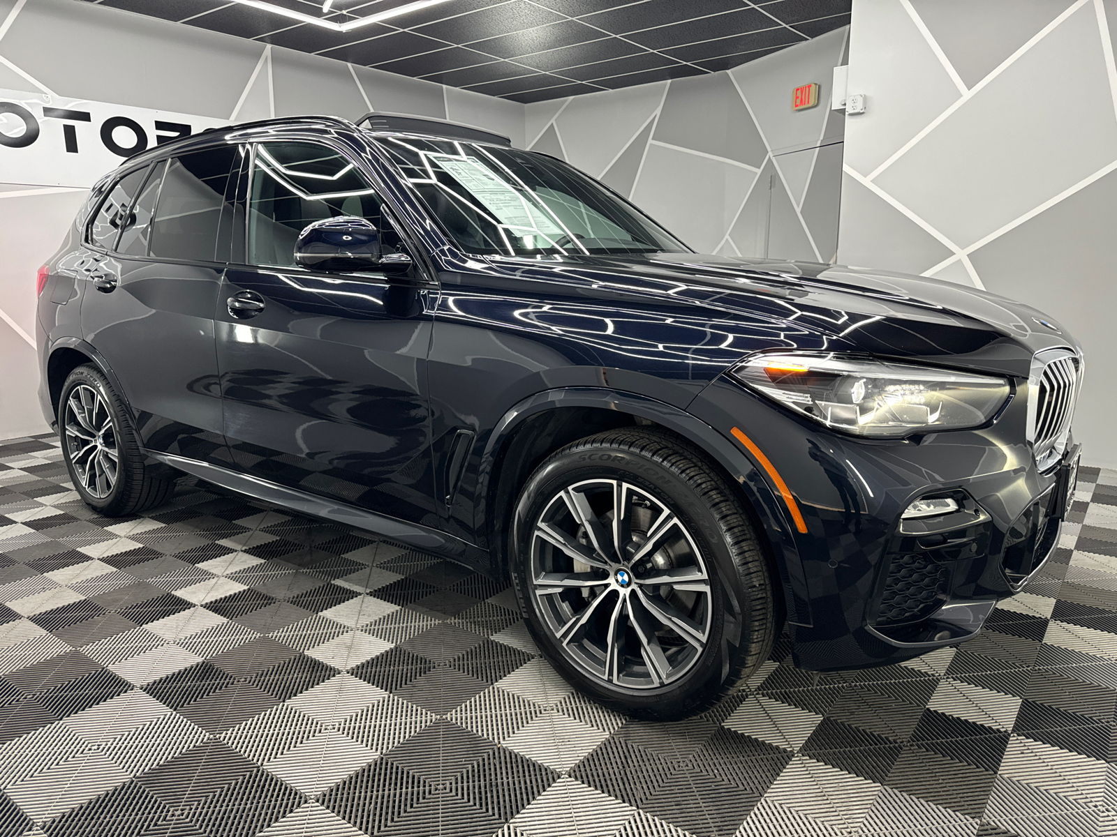 2020 BMW X5 xDrive40i Sport Utility 4D 10