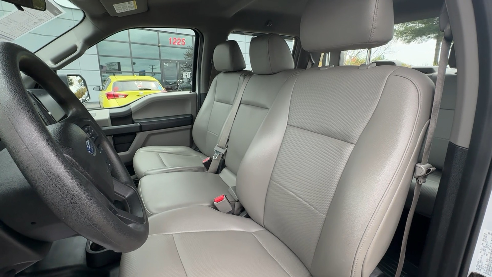 2017 Ford F150 SuperCrew Cab XLT Pickup 4D 5 1/2 ft 48