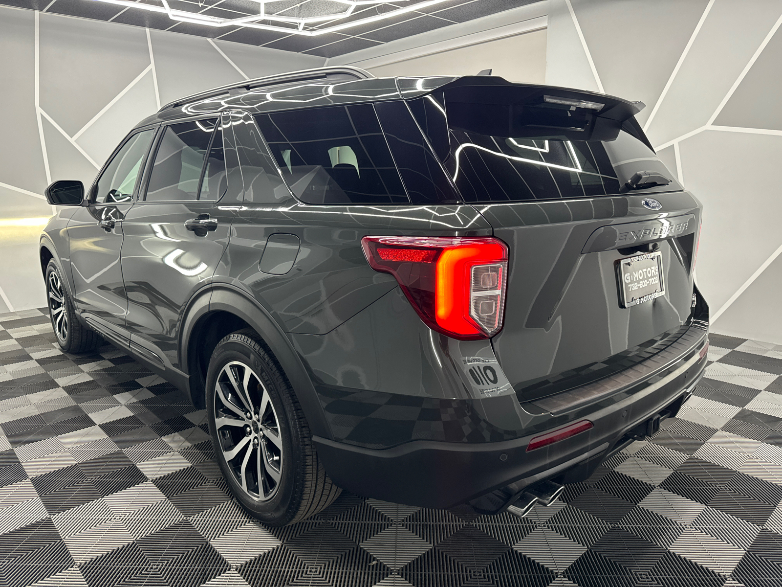 2022 Ford Explorer ST Sport Utility 4D 5