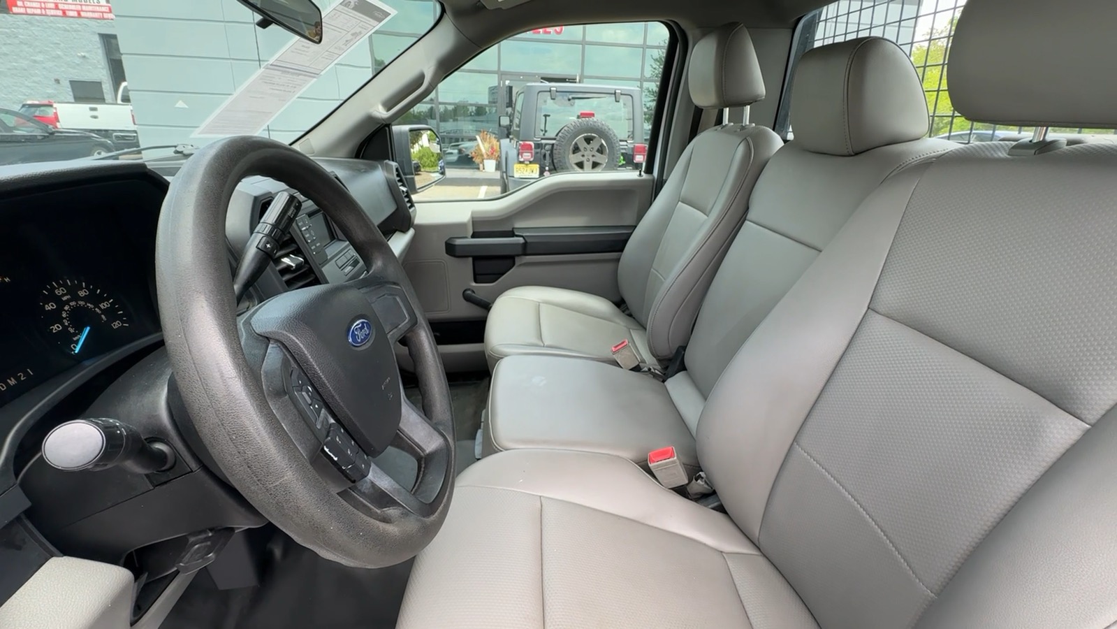 2019 Ford F150 Regular Cab XLT Pickup 2D 6 1/2 ft 54