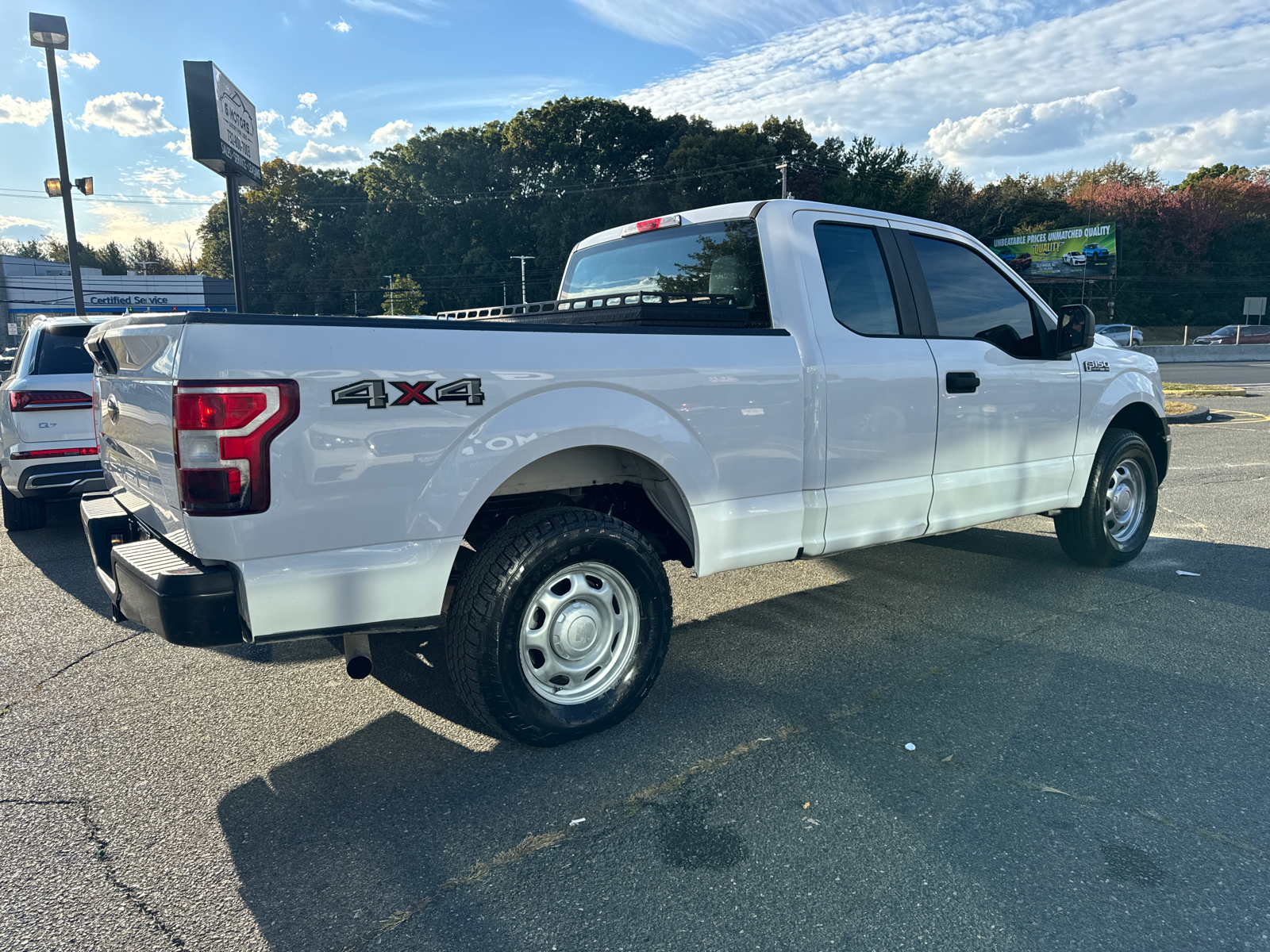 2018 Ford F150 Super Cab XLT Pickup 4D 6 1/2 ft 10