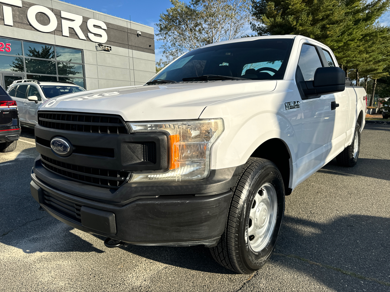 2018 Ford F150 Super Cab XLT Pickup 4D 6 1/2 ft 17