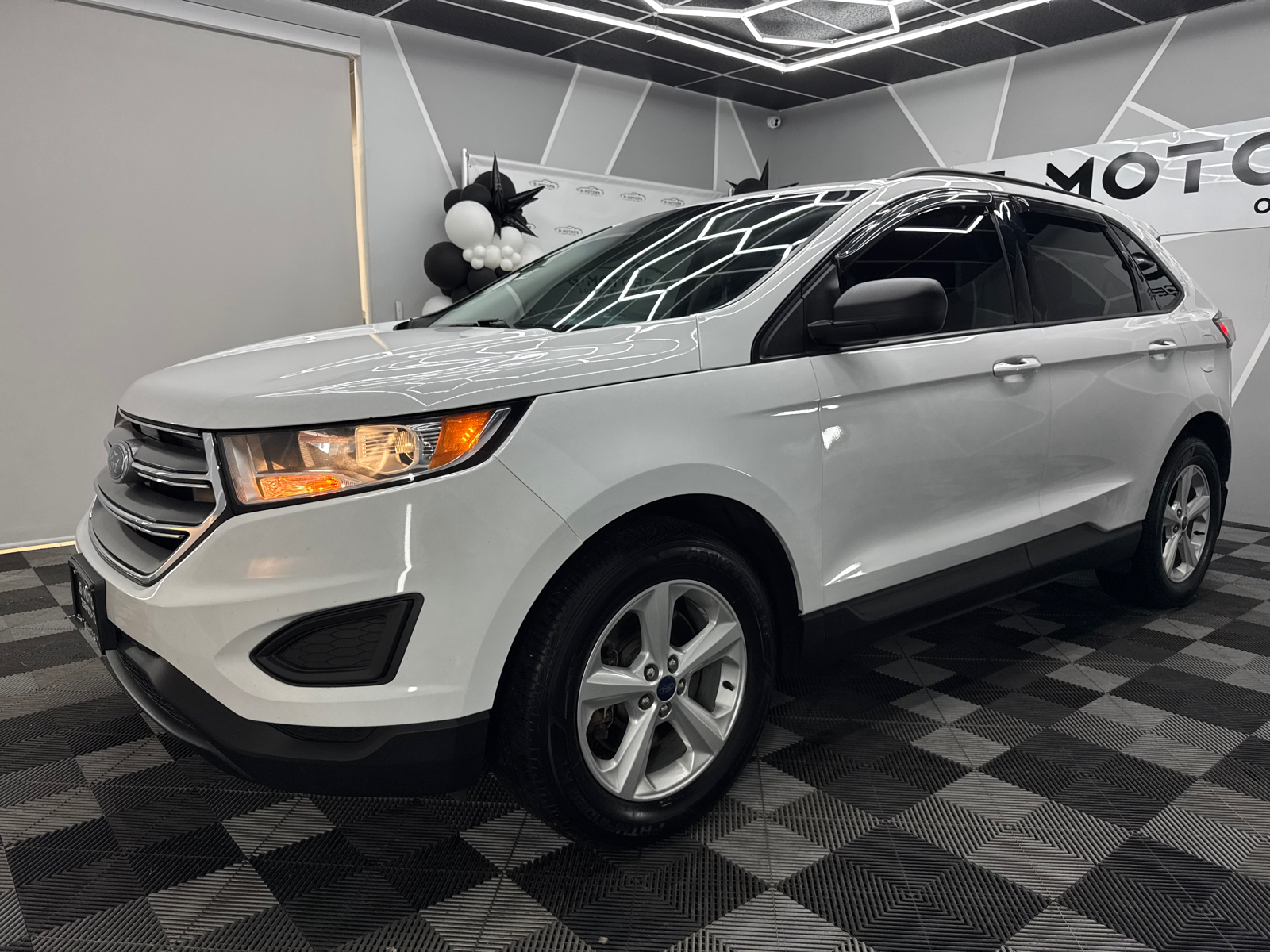 2018 Ford Edge SE Sport Utility 4D 2