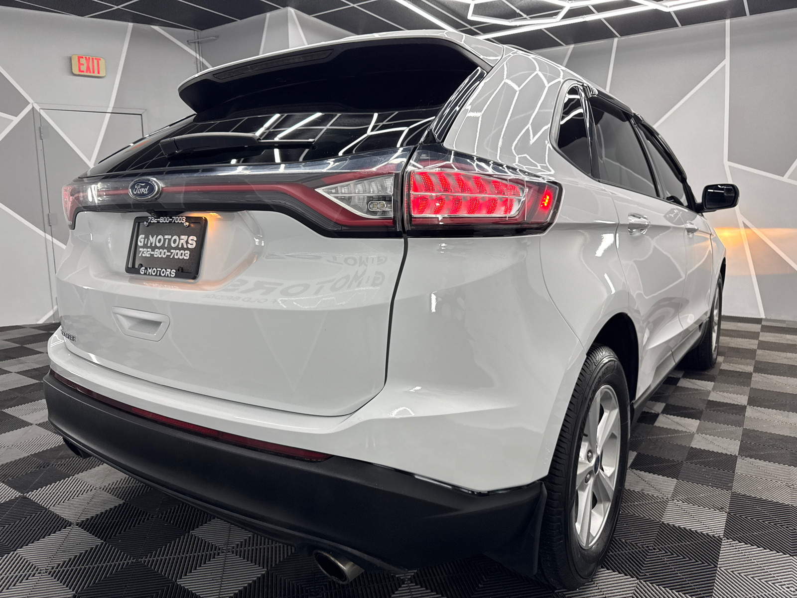 2018 Ford Edge SE Sport Utility 4D 9