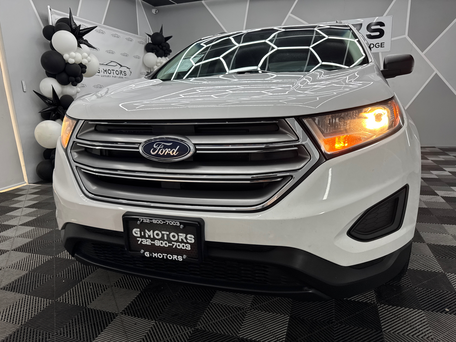 2018 Ford Edge SE Sport Utility 4D 16