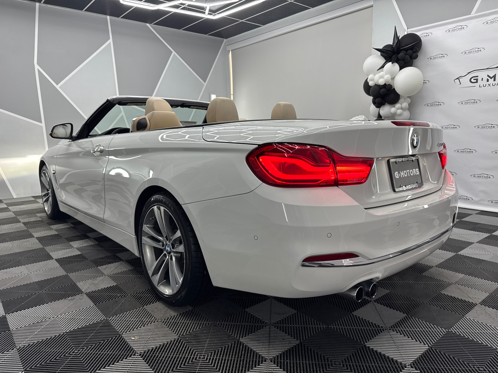 2018 BMW 4 Series 430i Convertible 2D 11