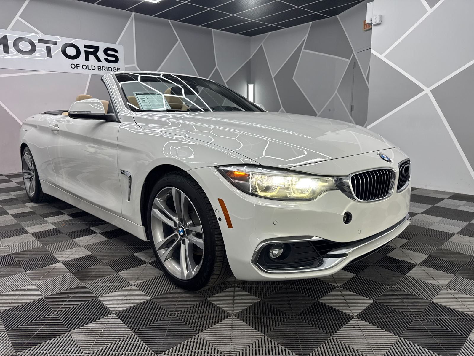 2018 BMW 4 Series 430i Convertible 2D 15