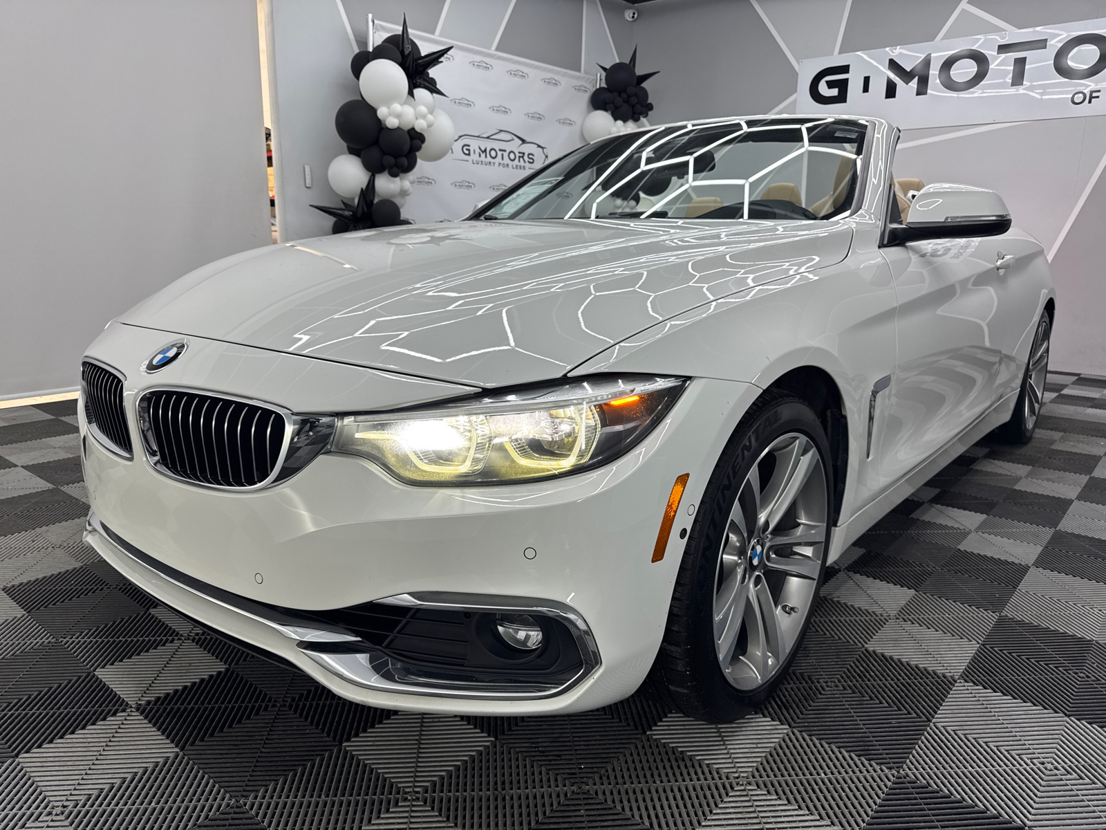 2018 BMW 4 Series 430i Convertible 2D 17