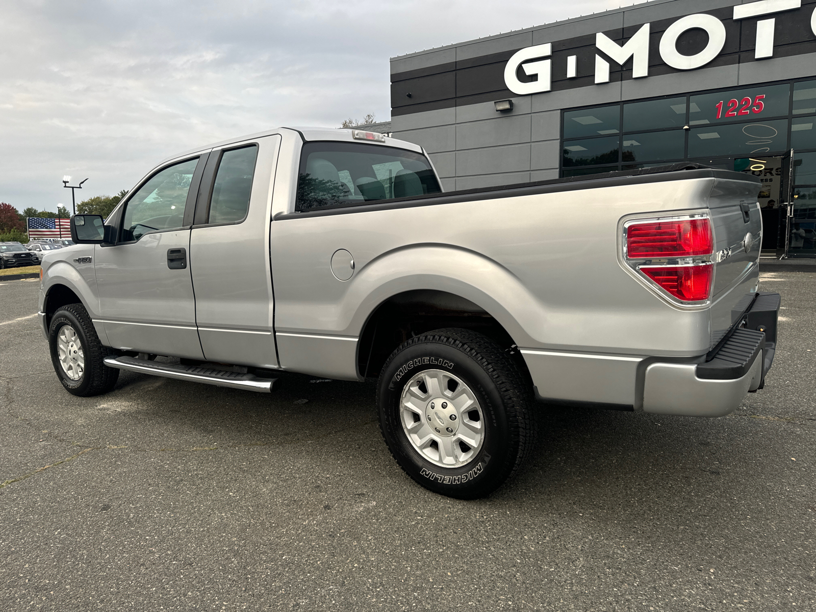 2011 Ford F150 Super Cab STX Pickup 4D 6 1/2 ft 4