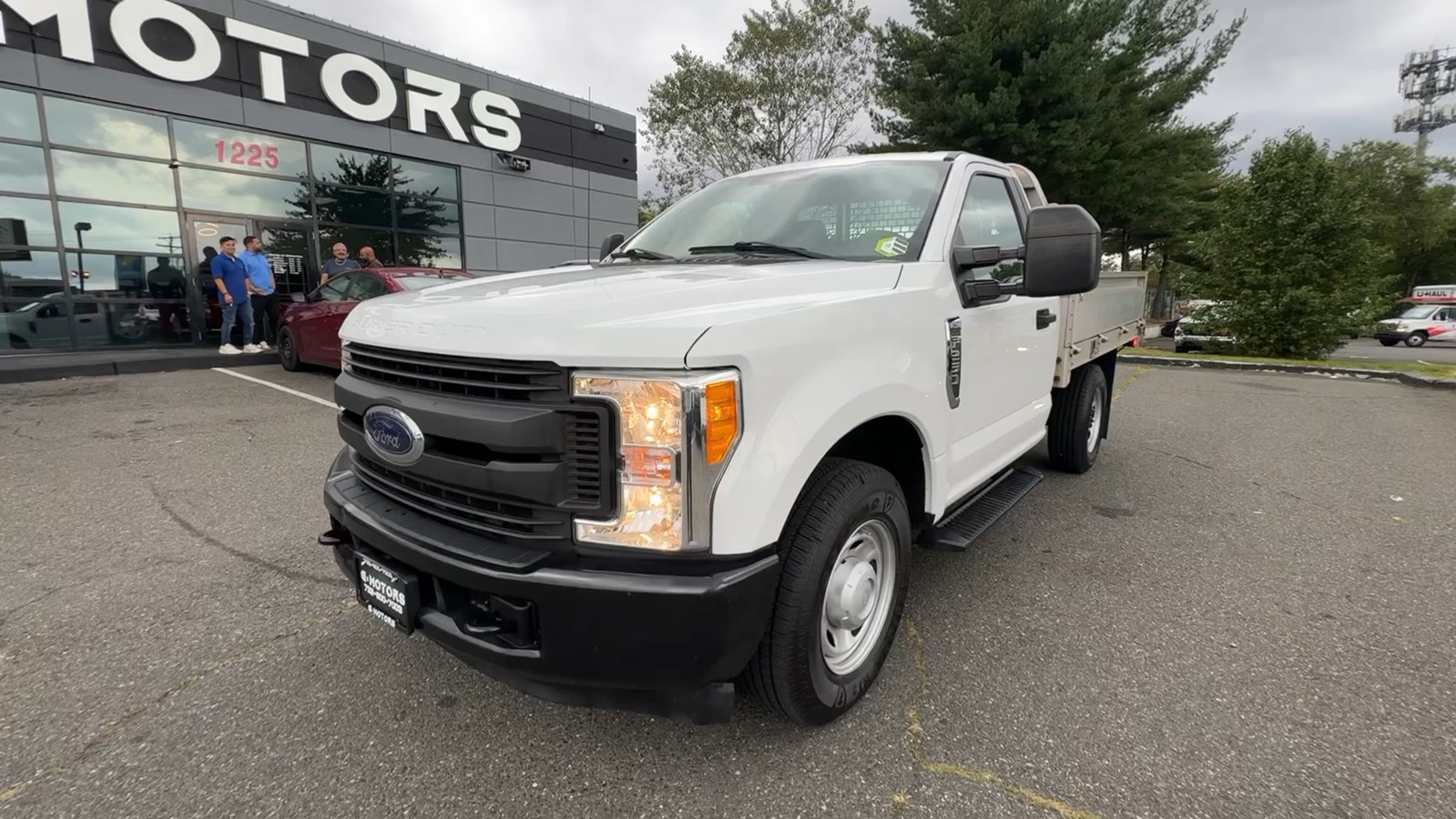 2017 Ford F250 Super Duty Regular Cab XLT Pickup 2D 8 ft 1