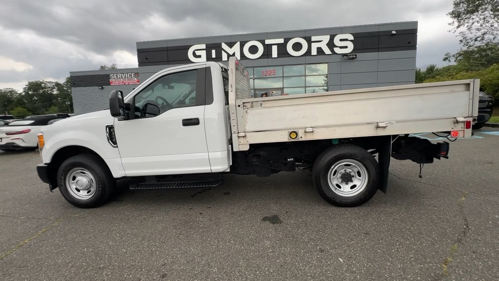 2017 Ford F250 Super Duty Regular Cab XLT Pickup 2D 8 ft 3