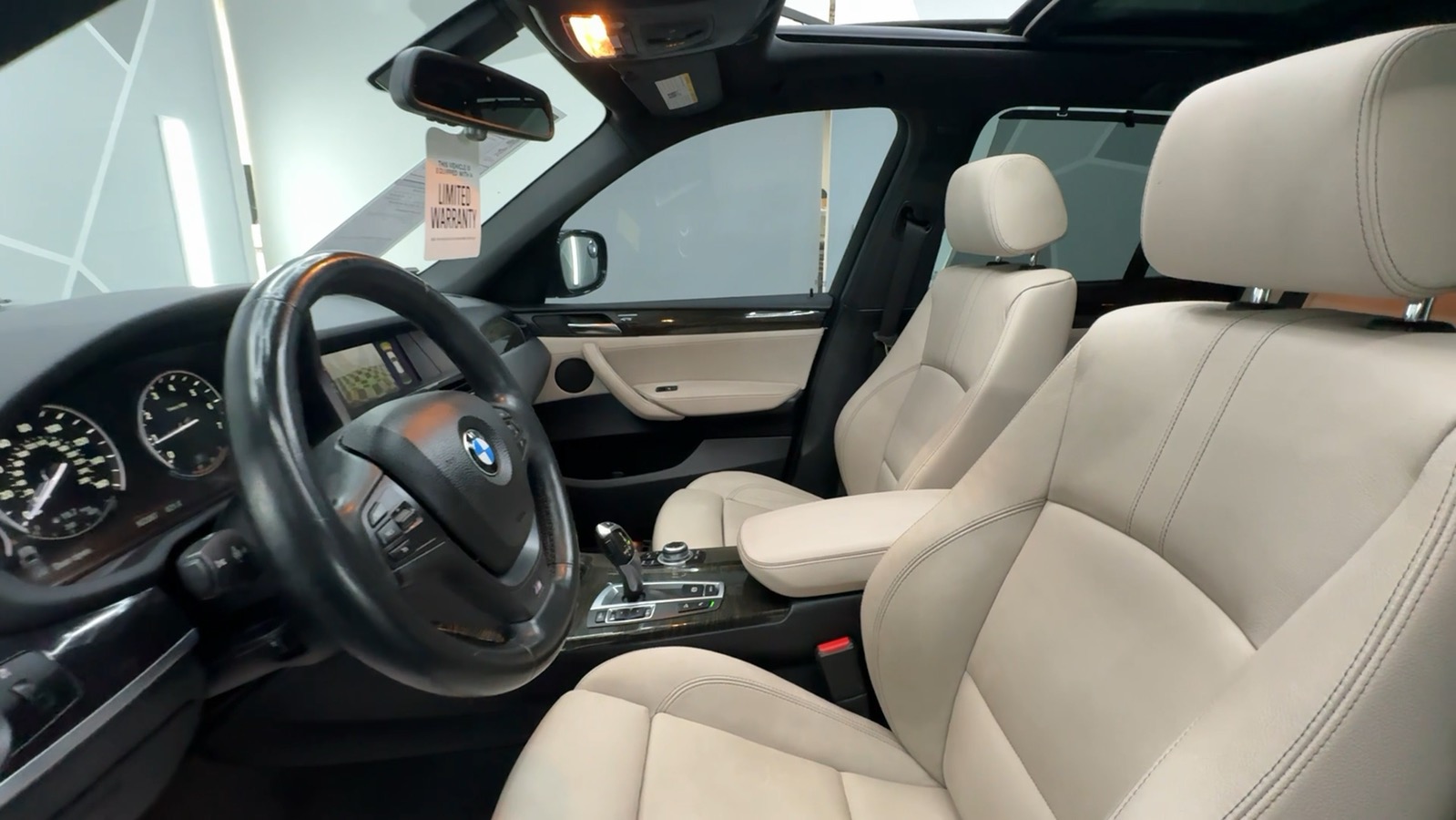 2014 BMW X3 xDrive28i Sport Utility 4D 37