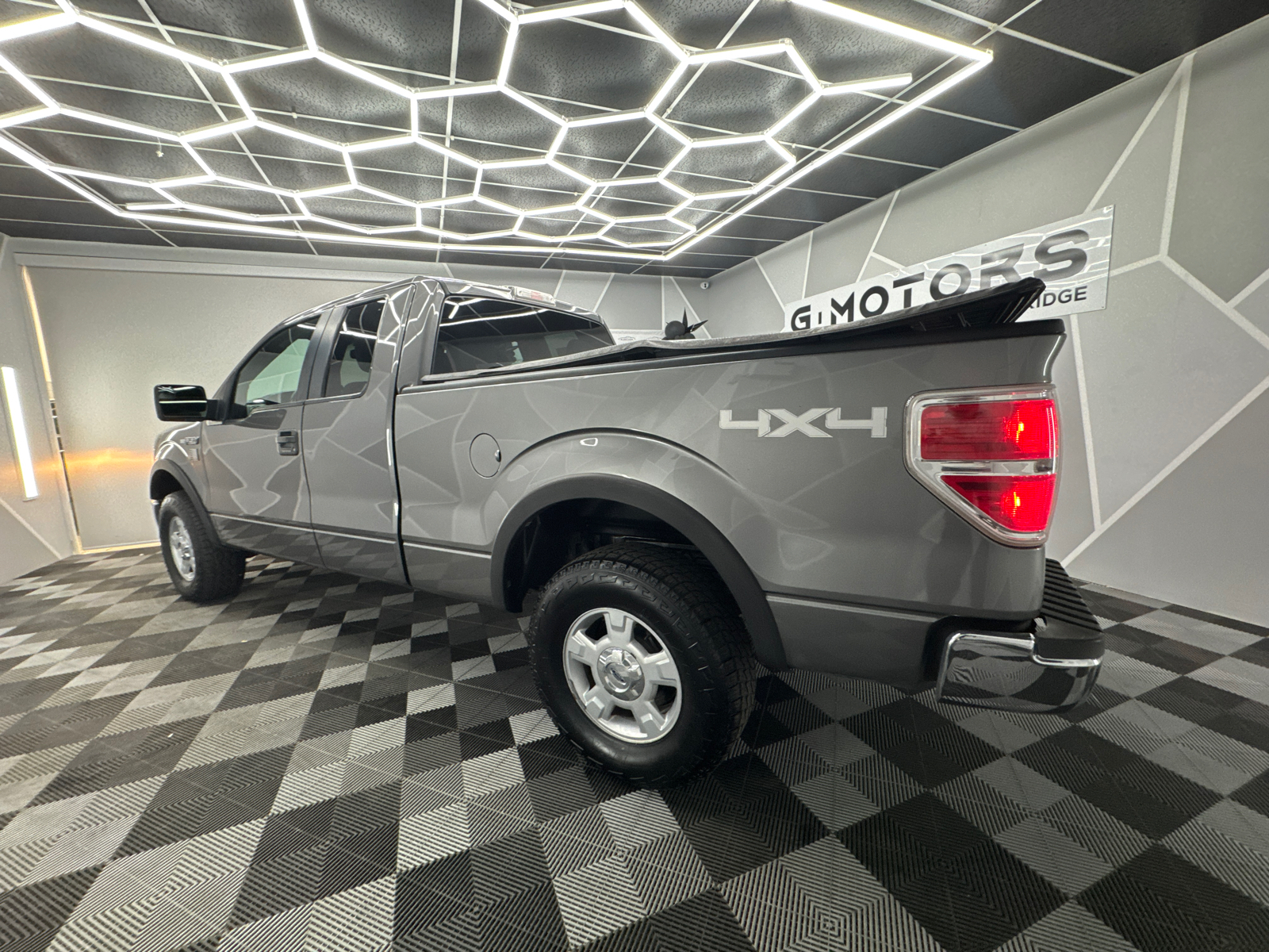 2013 Ford F150 Super Cab XLT Pickup 4D 6 1/2 ft 4