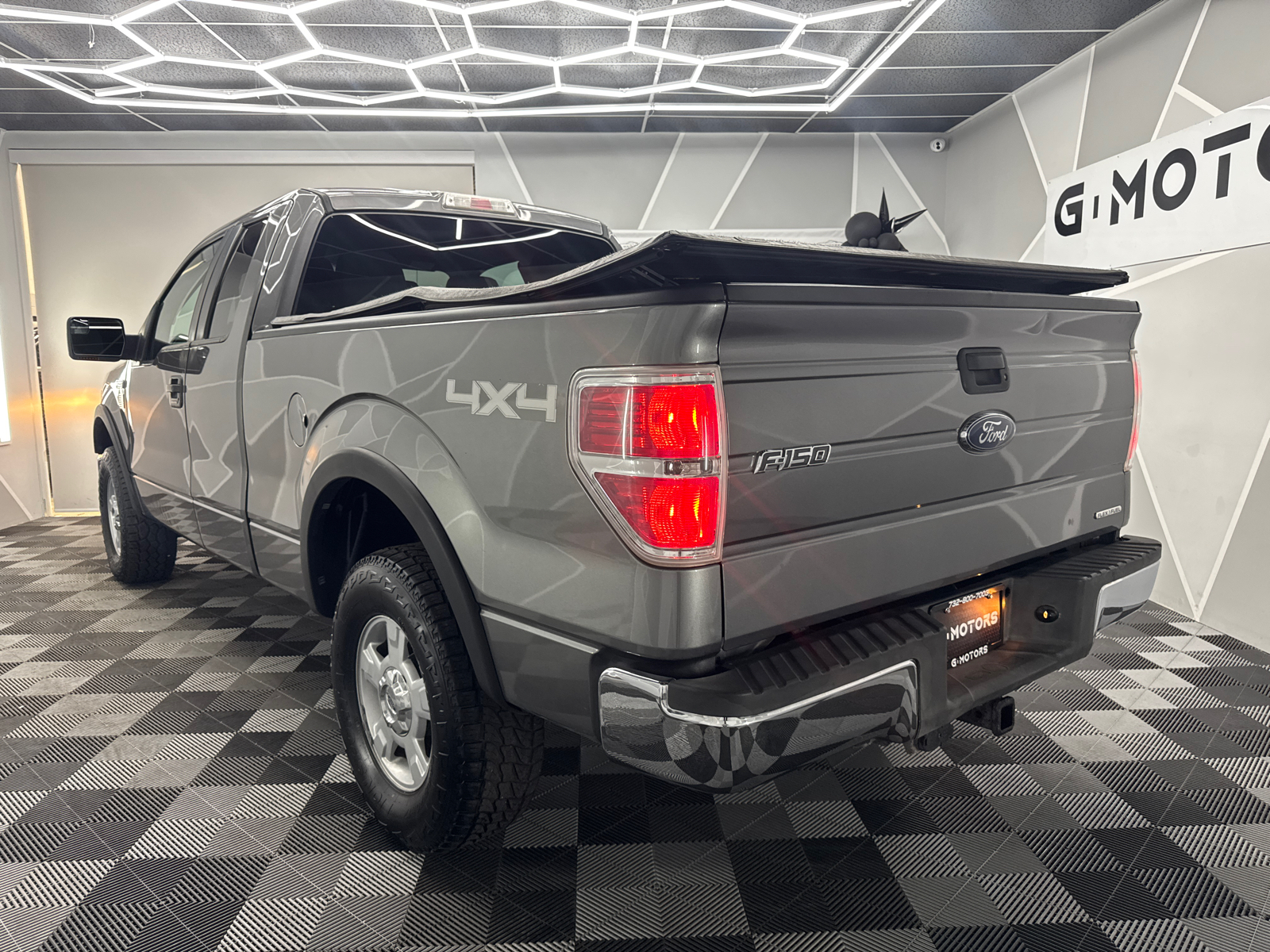 2013 Ford F150 Super Cab XLT Pickup 4D 6 1/2 ft 5