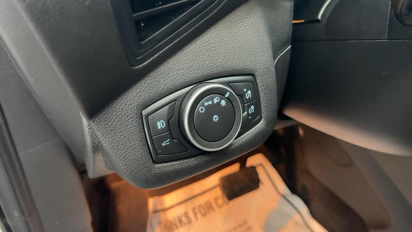 2018 Ford Escape SE Sport Utility 4D 42