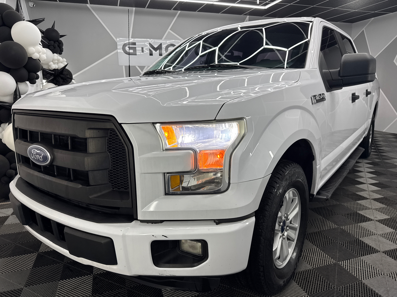 2016 Ford F150 SuperCrew Cab XL Pickup 4D 6 1/2 ft 1