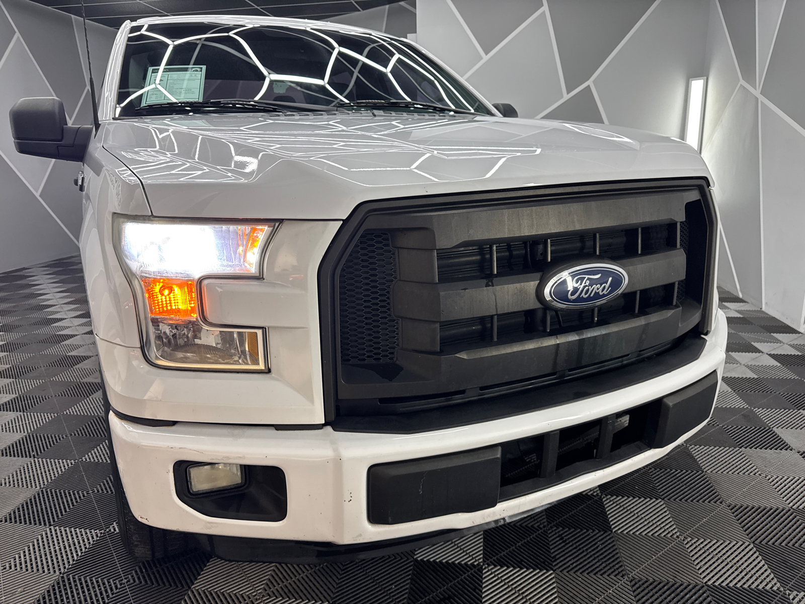 2016 Ford F150 SuperCrew Cab XL Pickup 4D 6 1/2 ft 14