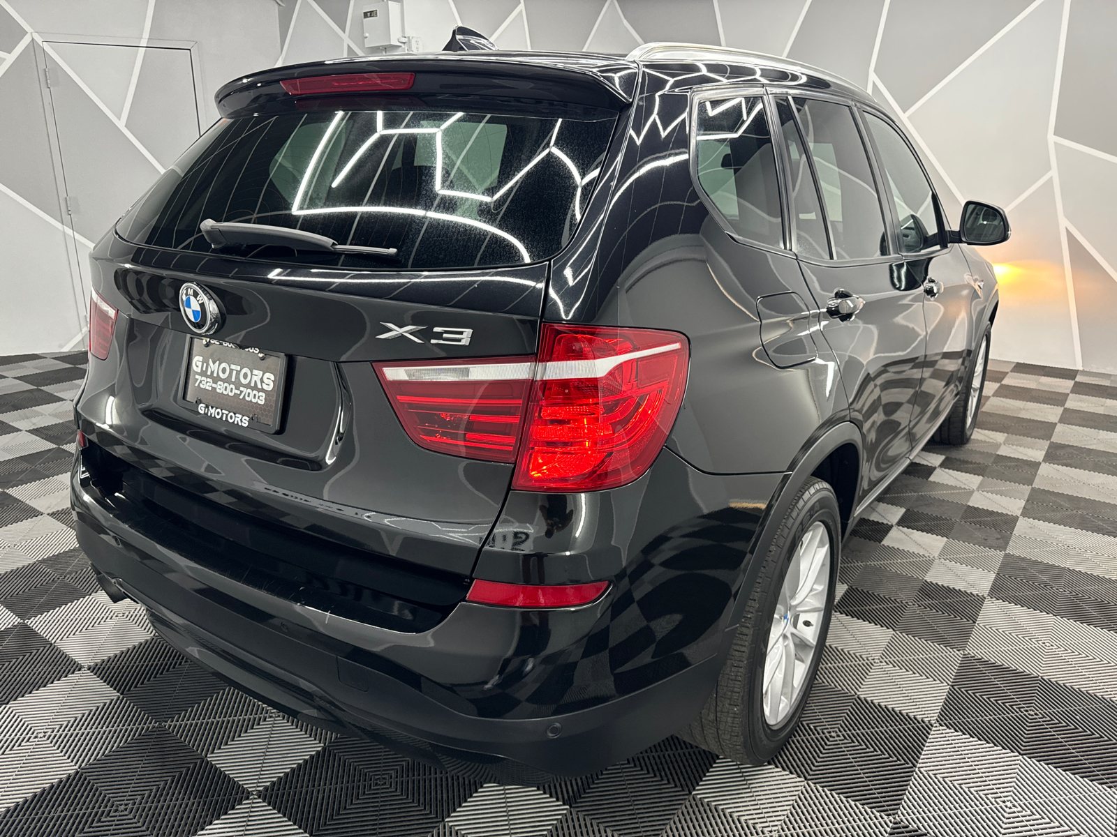 2016 BMW X3 xDrive28i Sport Utility 4D 9