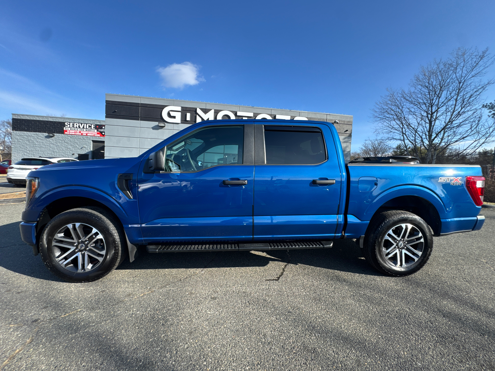 2023 Ford F150 SuperCrew Cab XL Pickup 4D 5 1/2 ft 3